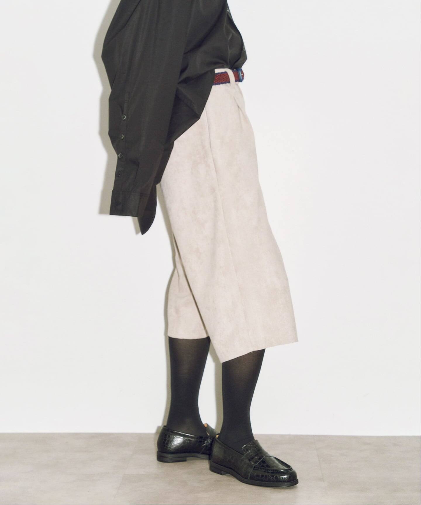 FAUX SUEDE SHORTS：ハーフパンツ（ショート・ハーフパンツ