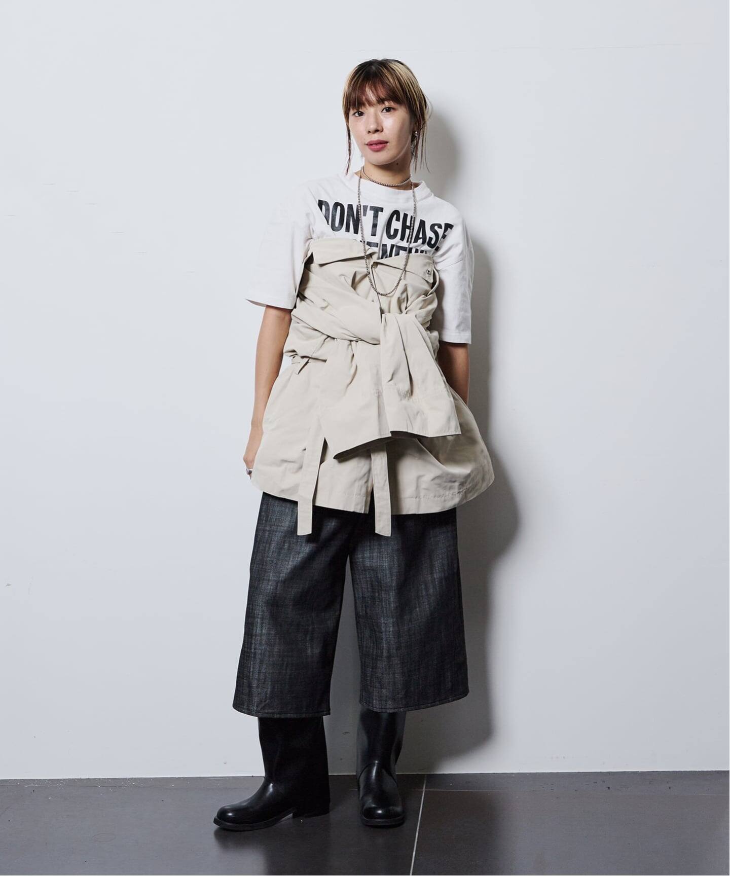 予約》KURO 別注 WIDE SPREAD CROPPED デニムパンツ（デニムパンツ