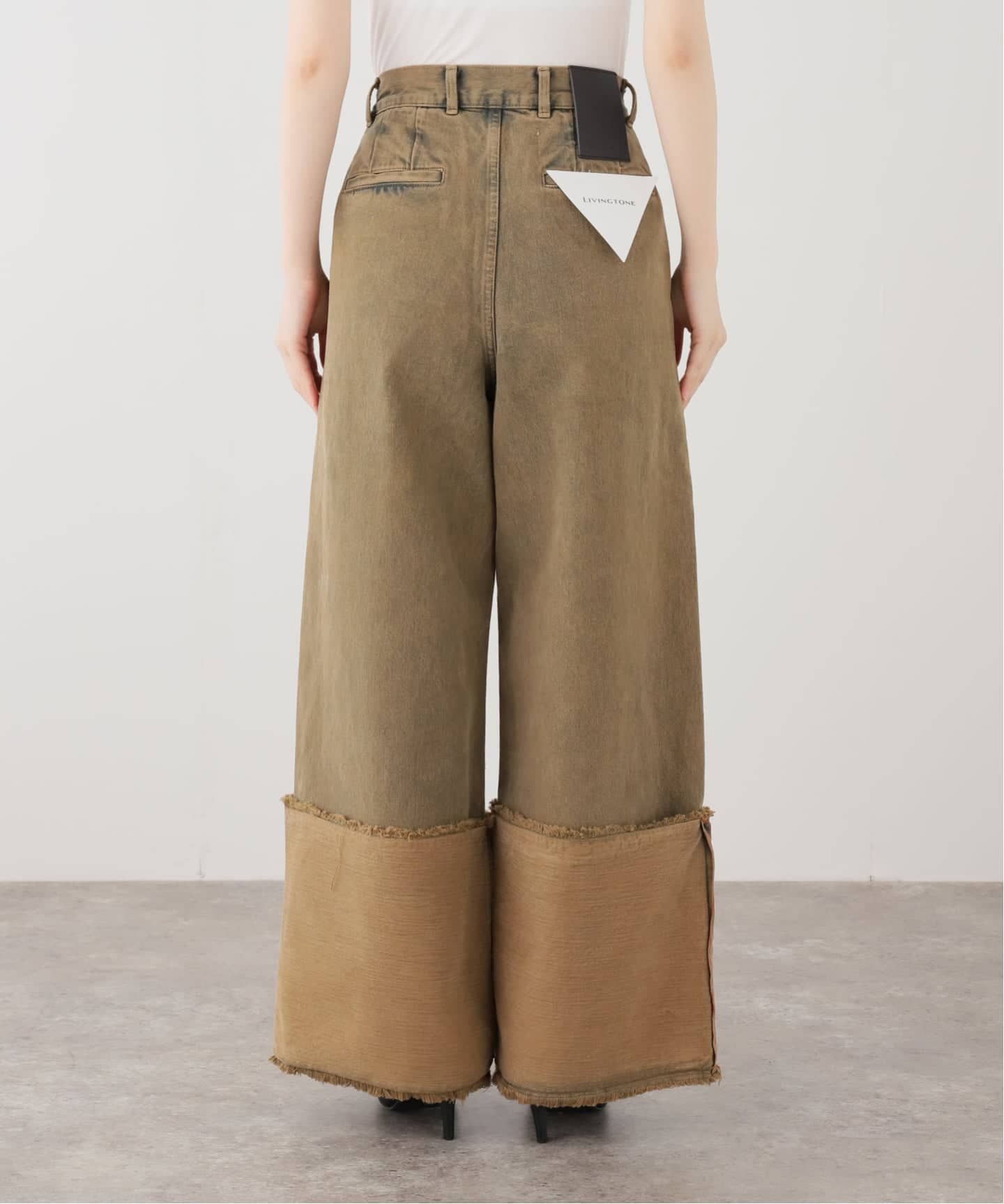 LIVINGTONE DOLK (INDIGO SAND)：デニムパンツ（デニムパンツ