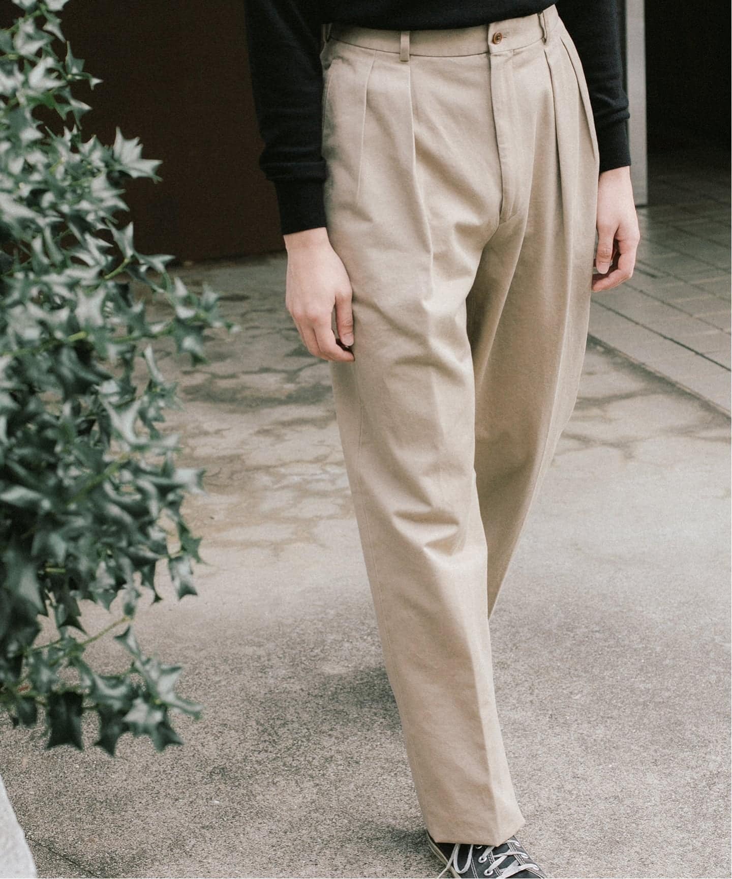 専用 NEAT ニート ビショップ〈別注〉チノパンツ S チノパン　ベージュ NEAT（ニート）の「NEAT | 〈別注〉チノパンツ WOMEN（チノパンツ