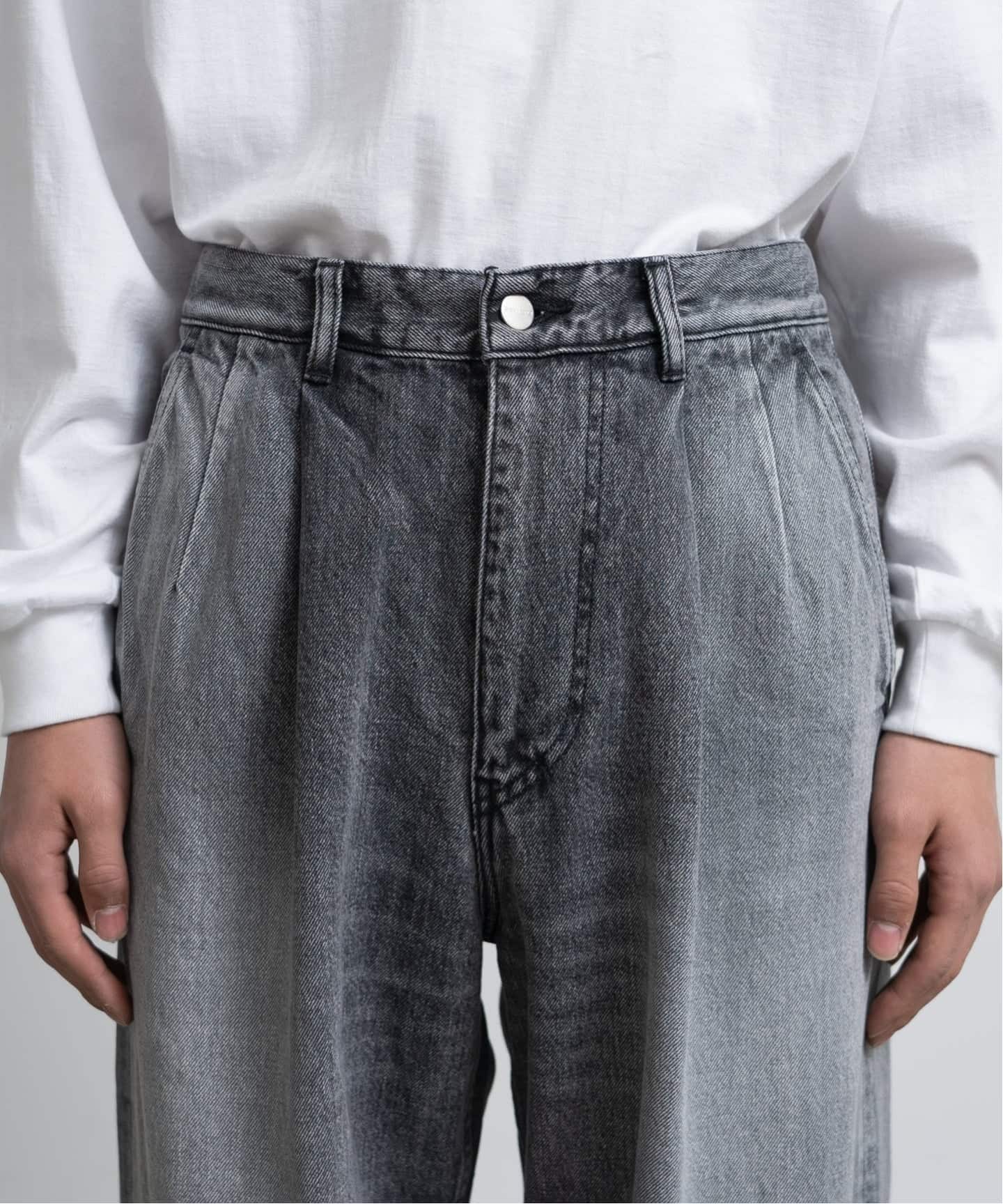 Graphpaper / グラフ ペーパー】Selvage Denim Two Tuck Pants（デニム