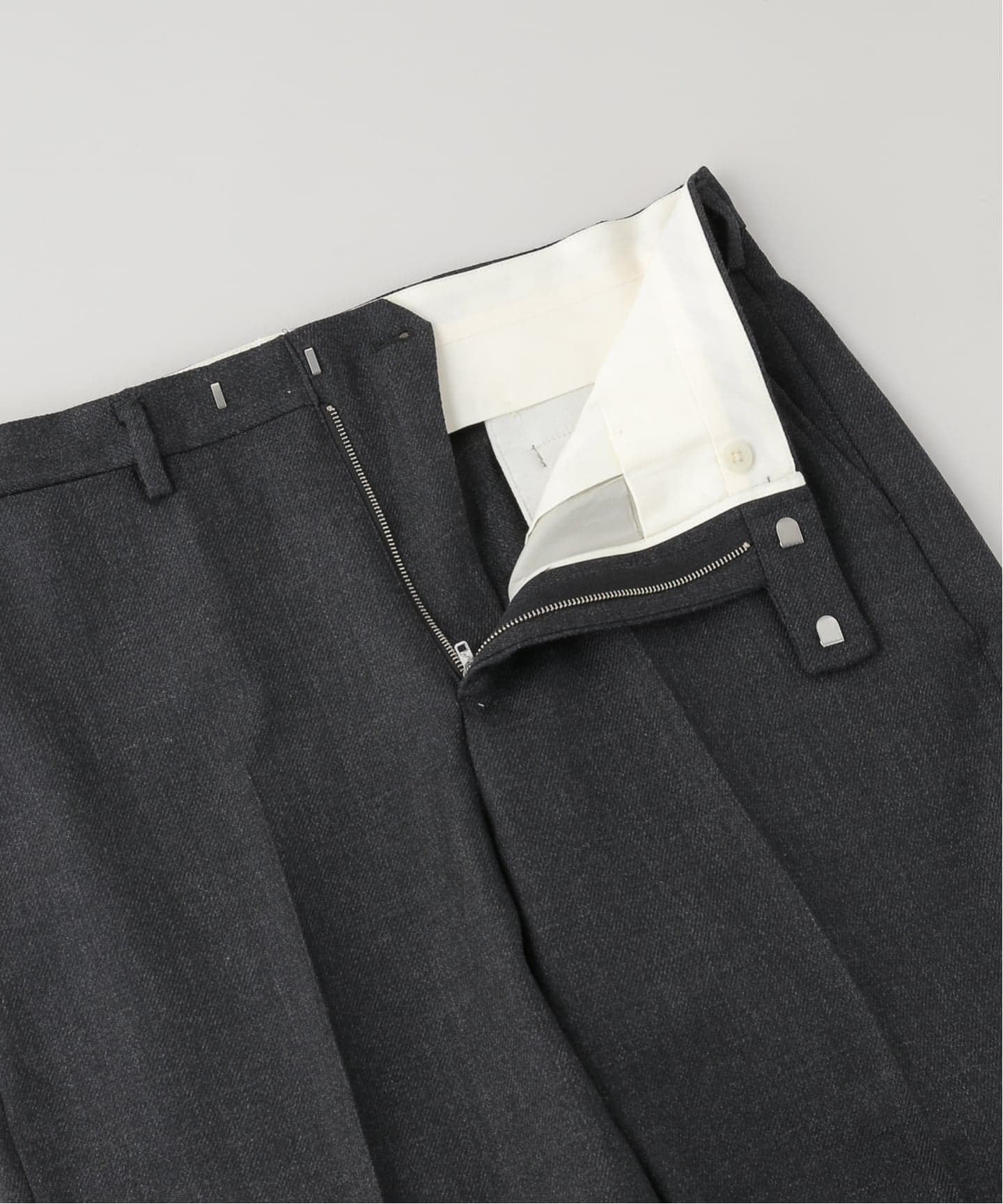 RE-PURPOSE / リパーパス】flare trousers（スラックス）｜L'ECHOPPE