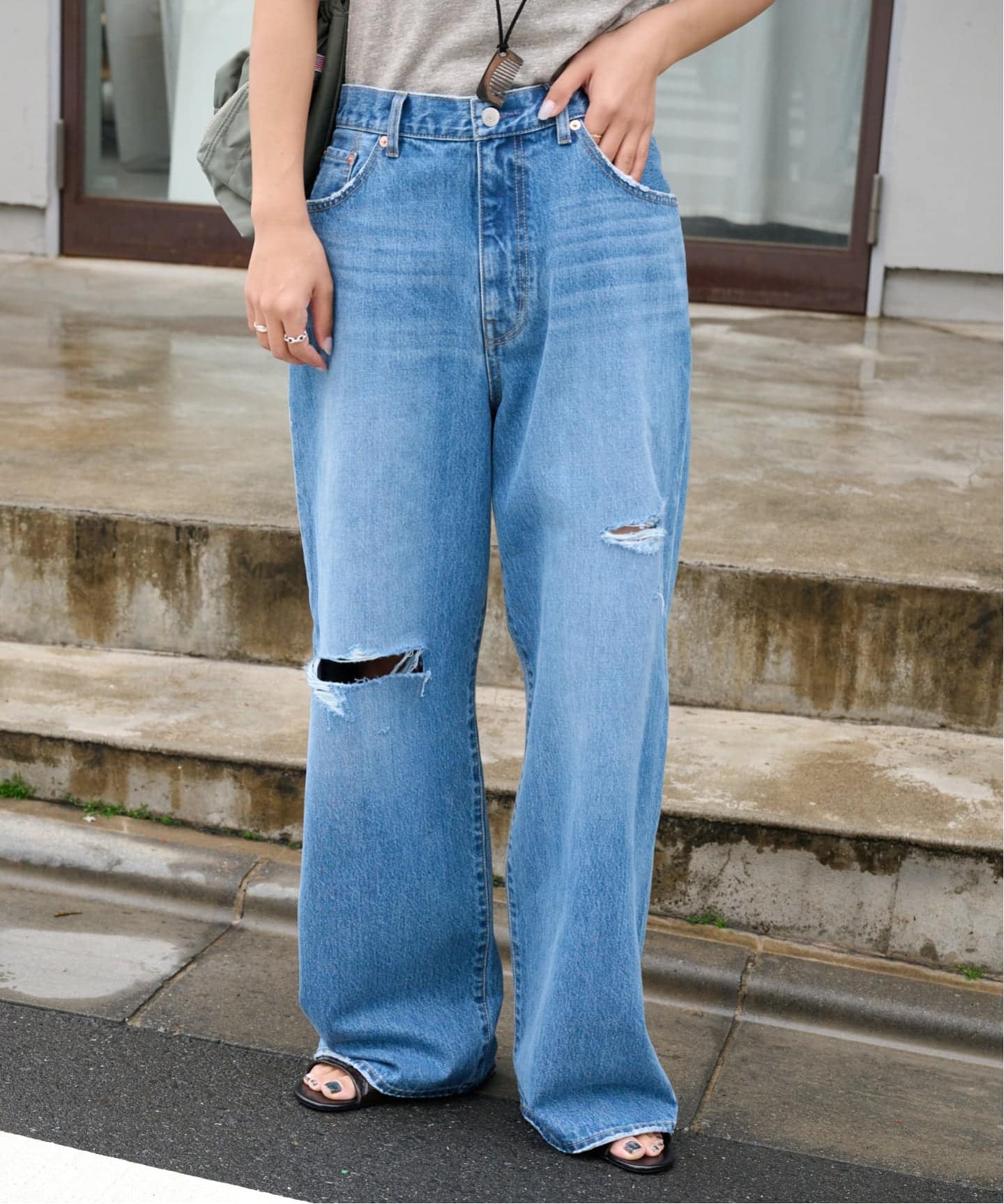 ULTデニムハイライズルーズスラッシュ5PKT（デニムパンツ・ジーンズ