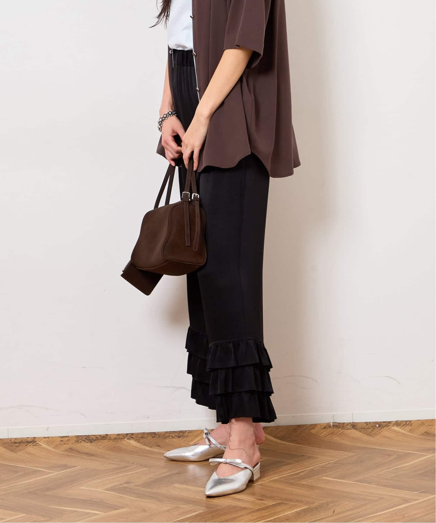 TIERED CROPD SATIN パンツ（その他パンツ）｜Bonum（ボナム）の通販