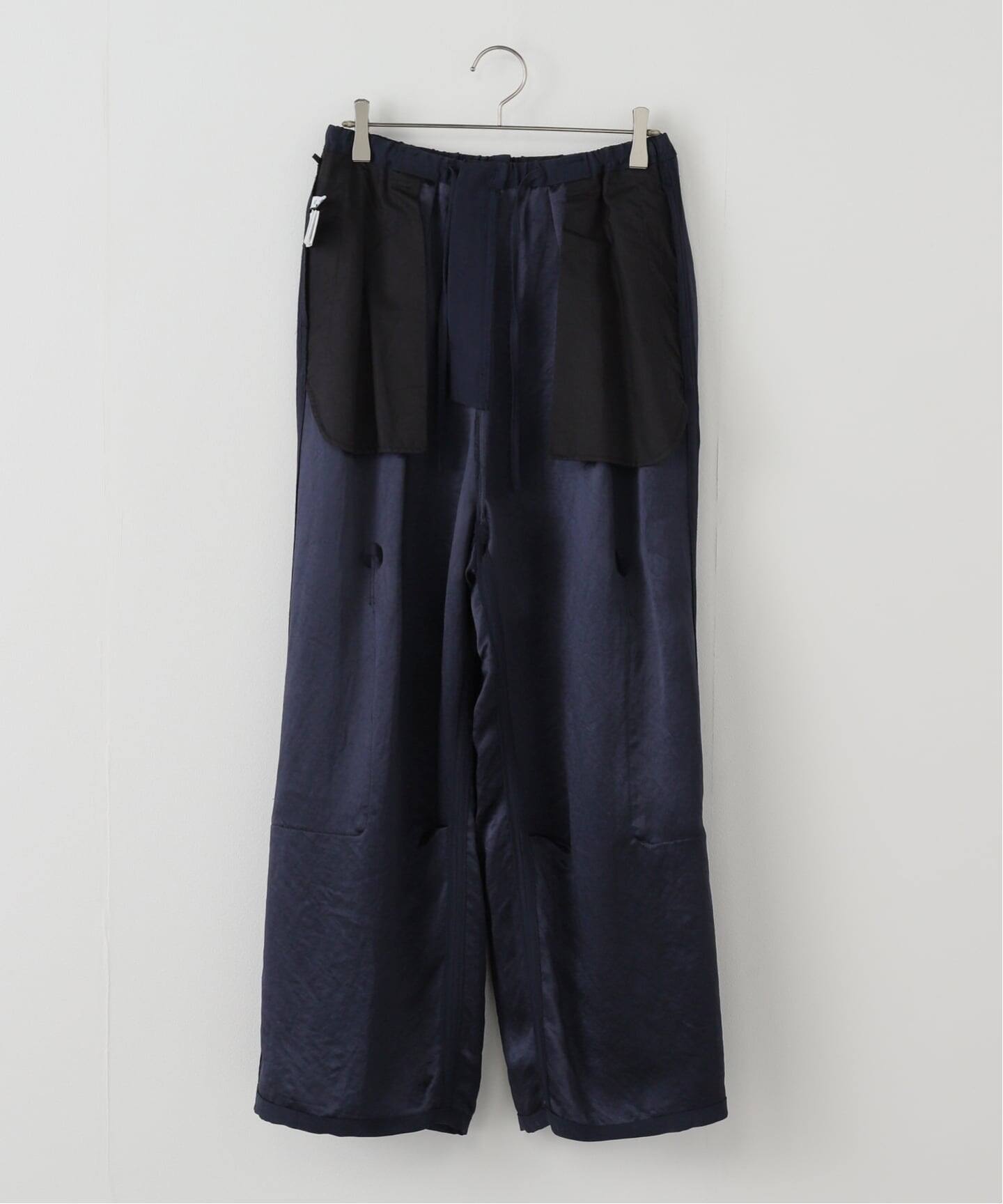 ETRE TOKYO バックサテンリラクシーカーゴパンツ（スラックス）｜BOICE