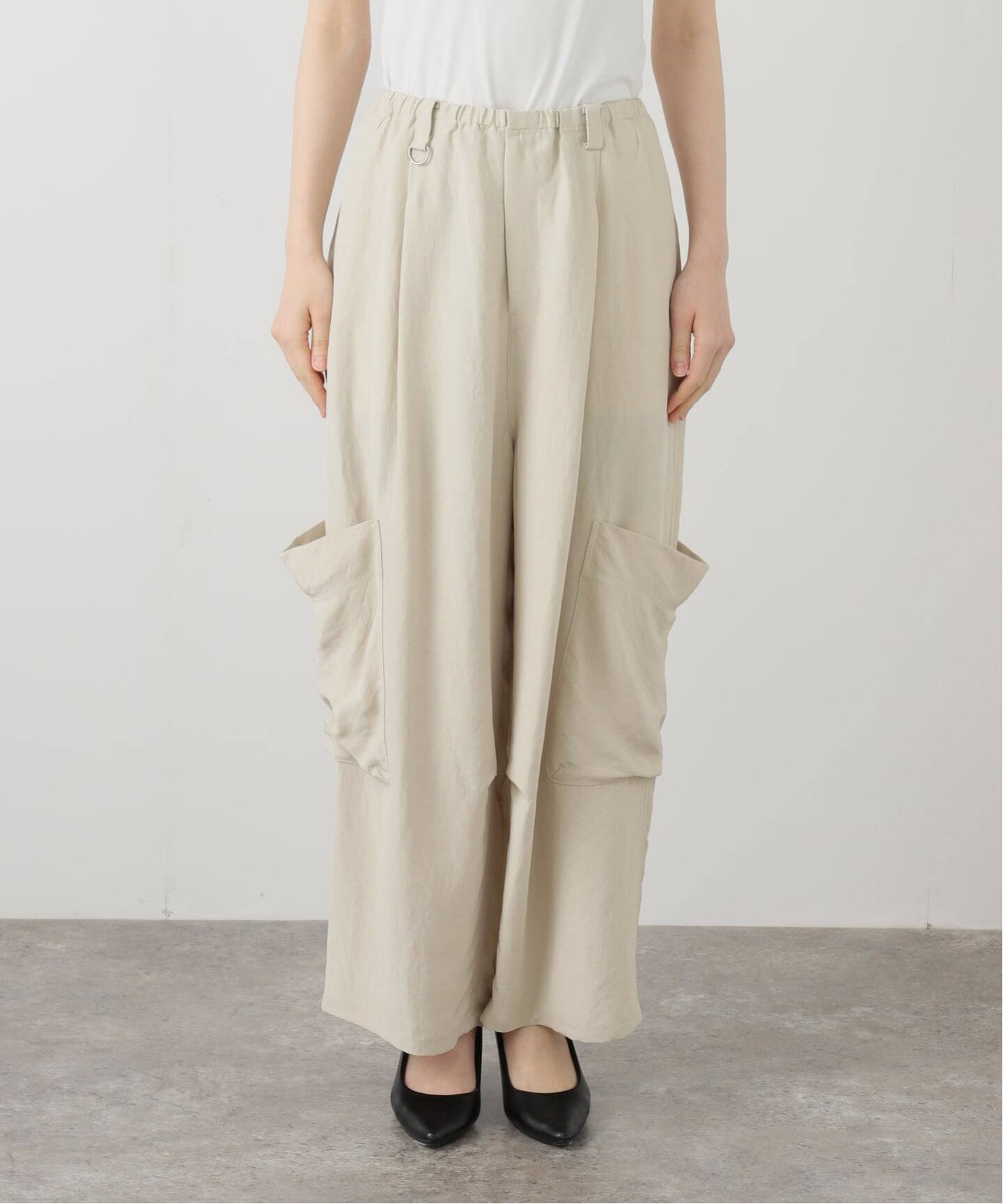 ETRE TOKYO バックサテンリラクシーカーゴパンツ（スラックス）｜BOICE