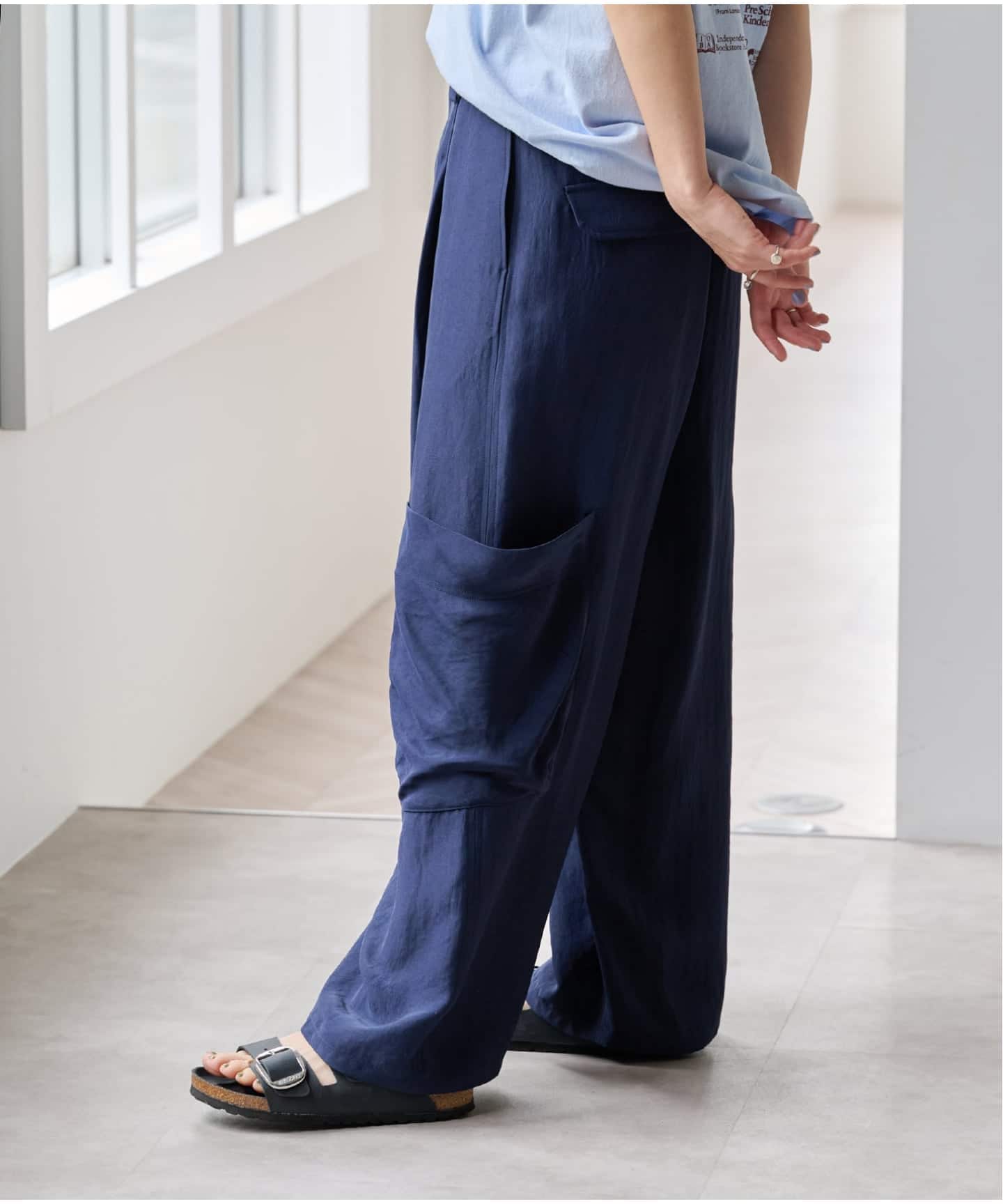 ETRE TOKYO バックサテンリラクシーカーゴパンツ（スラックス）｜BOICE