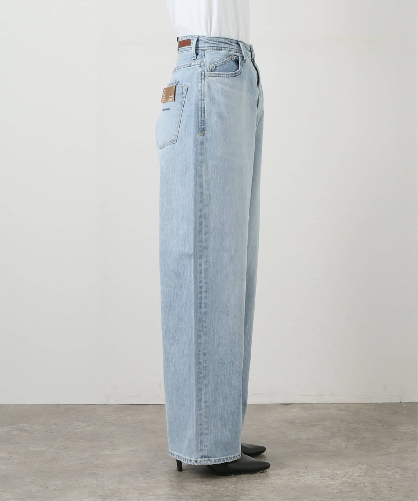 YANUK JOAN(LOOSE STRAIGHT)FVS 57142221（デニムパンツ・ジーンズ