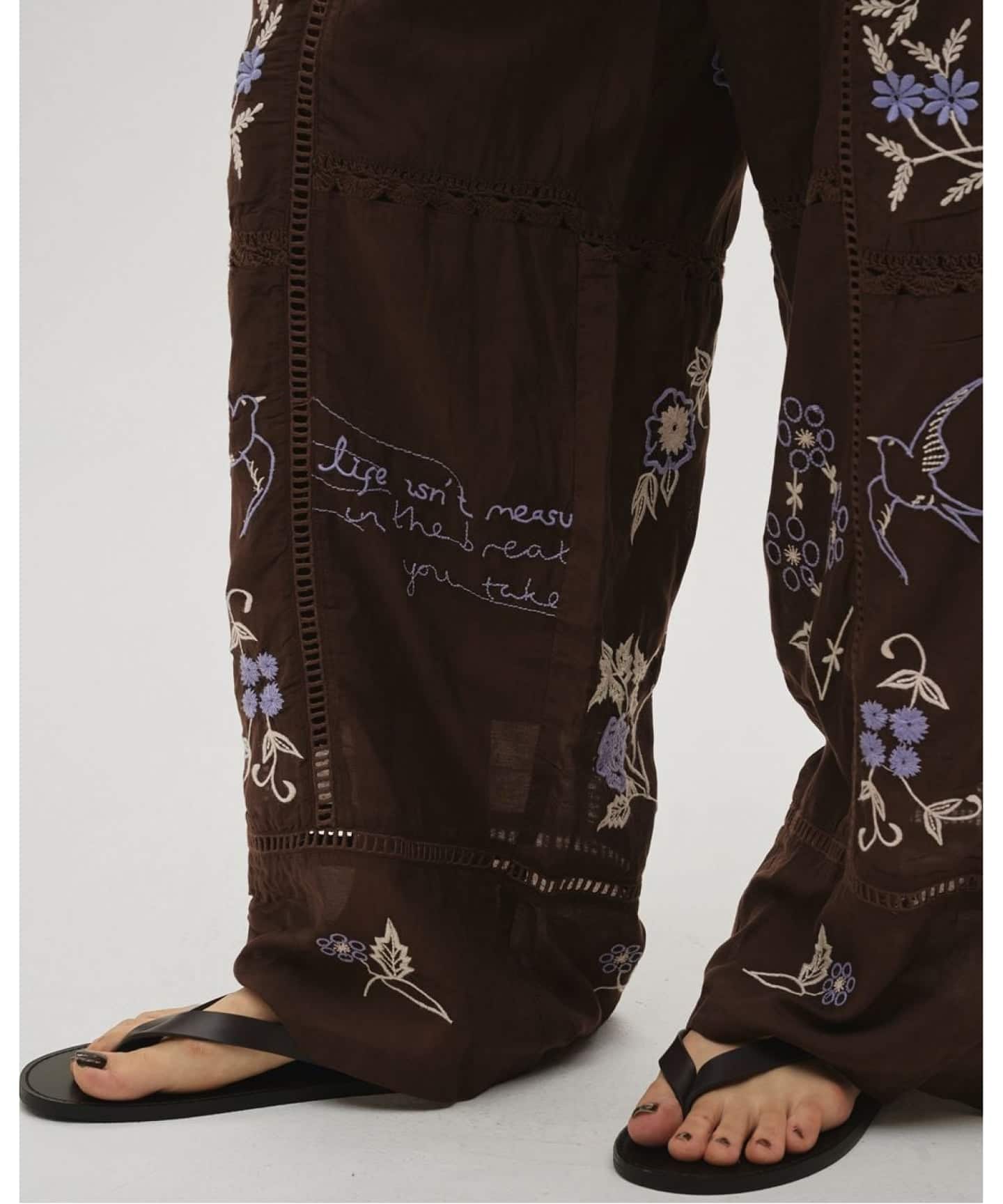 予約》TODAYFUL Embroidery Patchwork Trousers（スラックス）｜BOICE