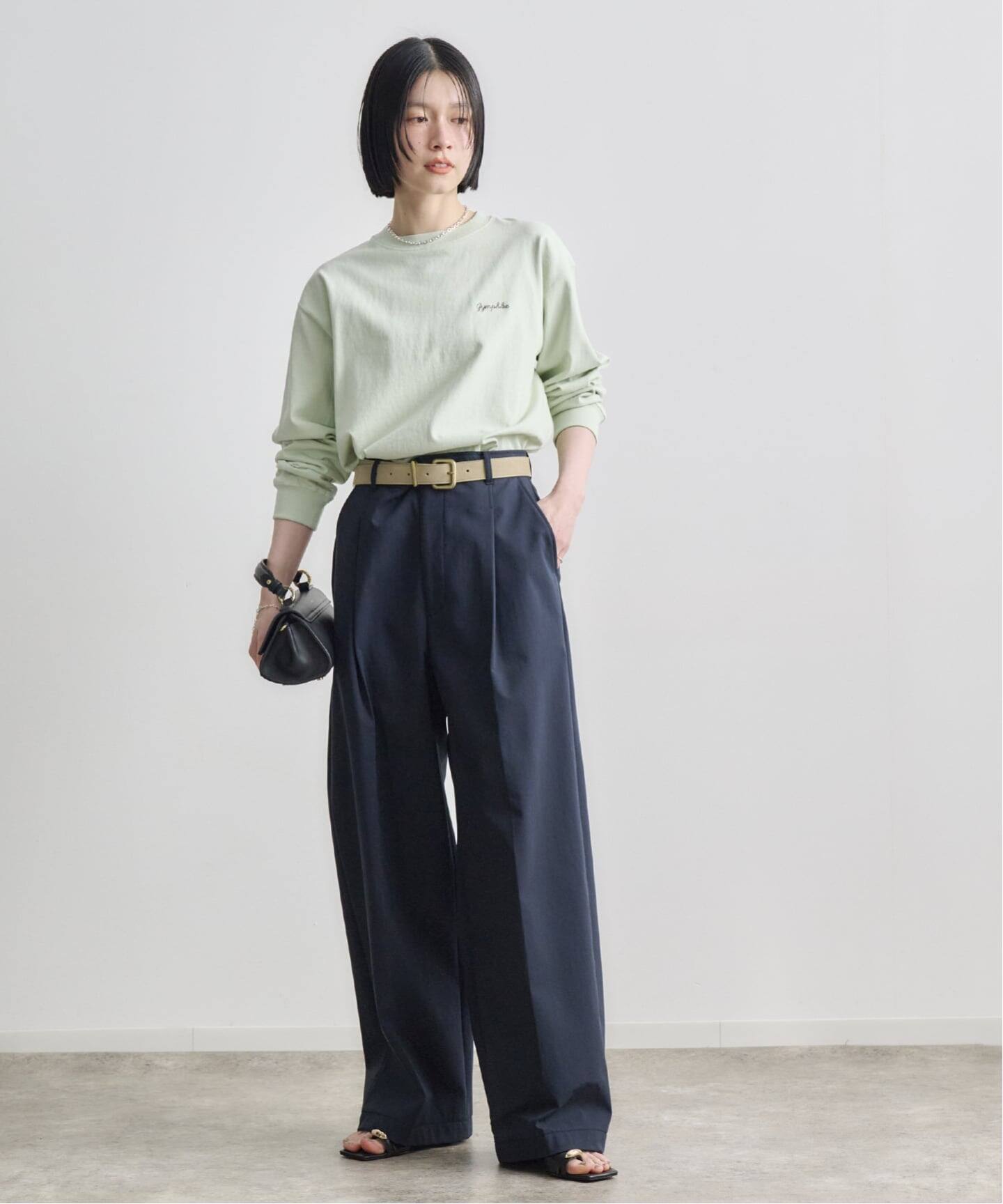 ETRE TOKYO ボンディングタックパンツ（スラックス）｜BOICE FROM