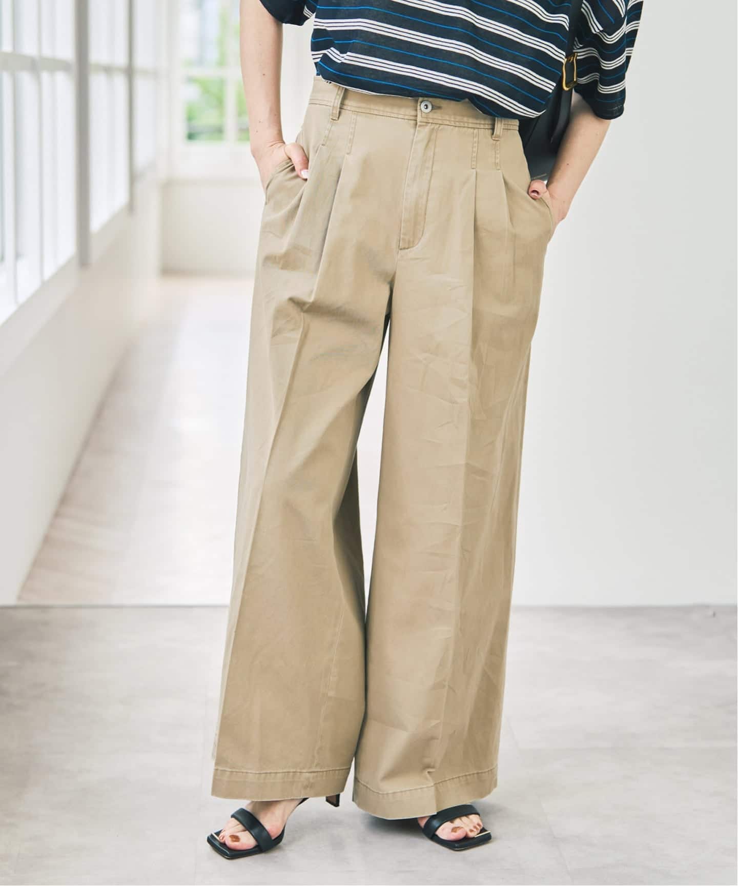 バックアシメチノ（チノパンツ）｜Spick & Span（スピック＆スパン）の