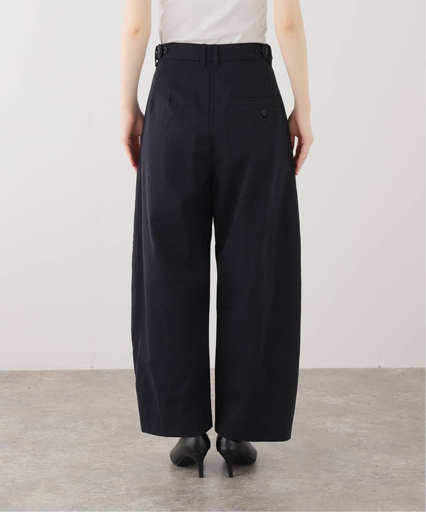 remer / コットンギャバタックカーブパンツ /ブラックS remer パンツ コットンギャバタックカーブパンツ - cotton gabardine