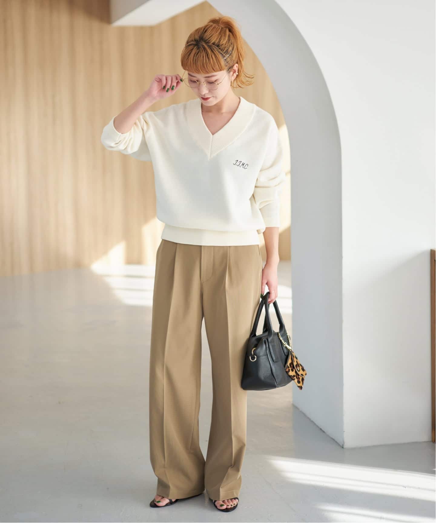 ドレープチノ1タックストレートパンツ（チノパンツ）｜Spick & Span