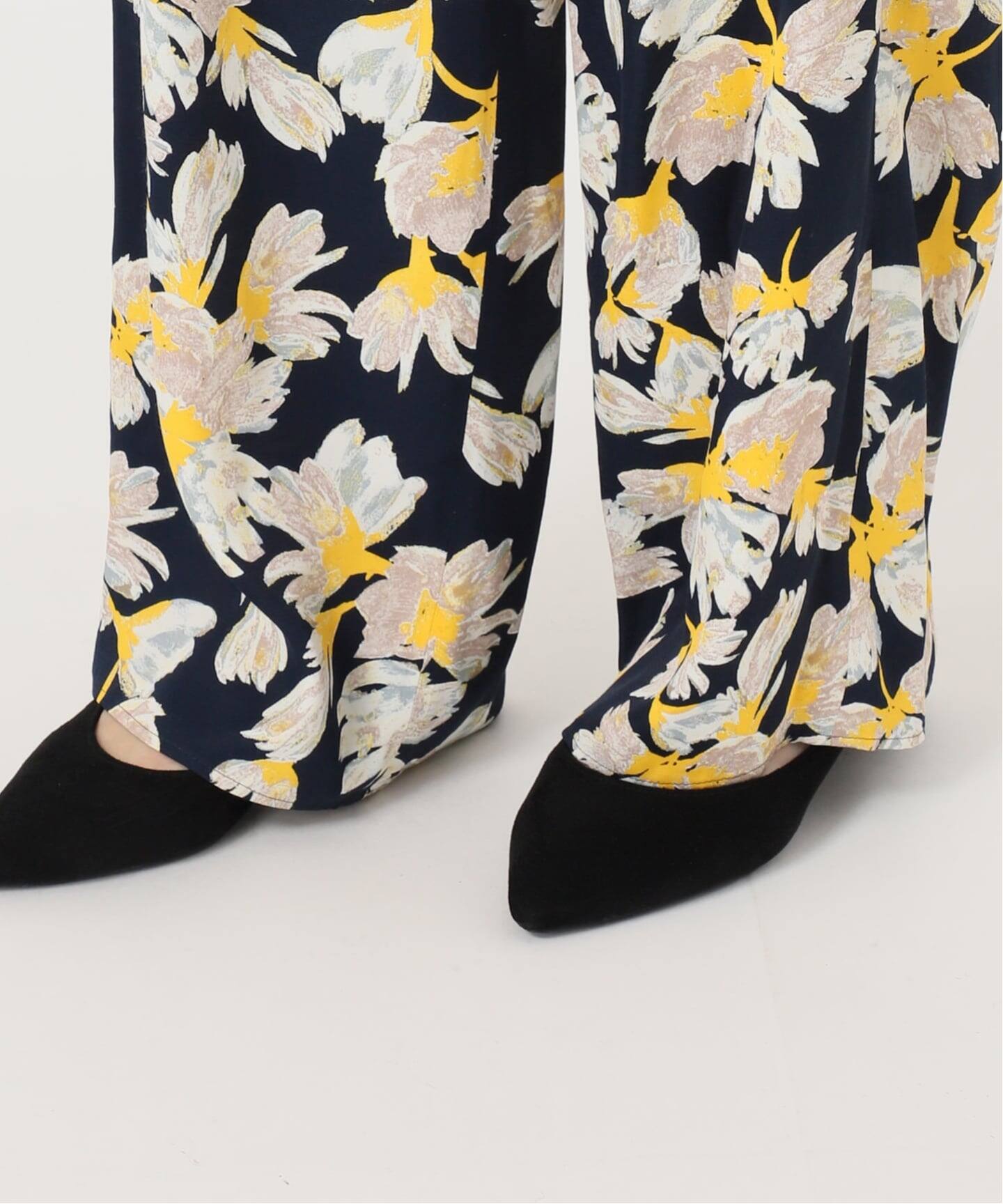 予約》フローラルプリントイージーパンツ（その他パンツ）｜Spick and