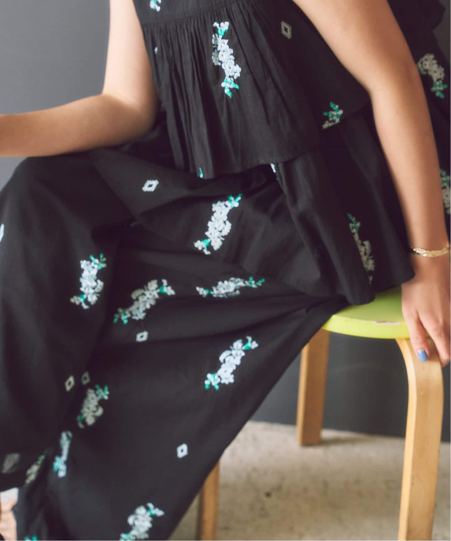 ne Quittez pas / ヌキテパ Cotton Voile Jasmine Embroidery Gath