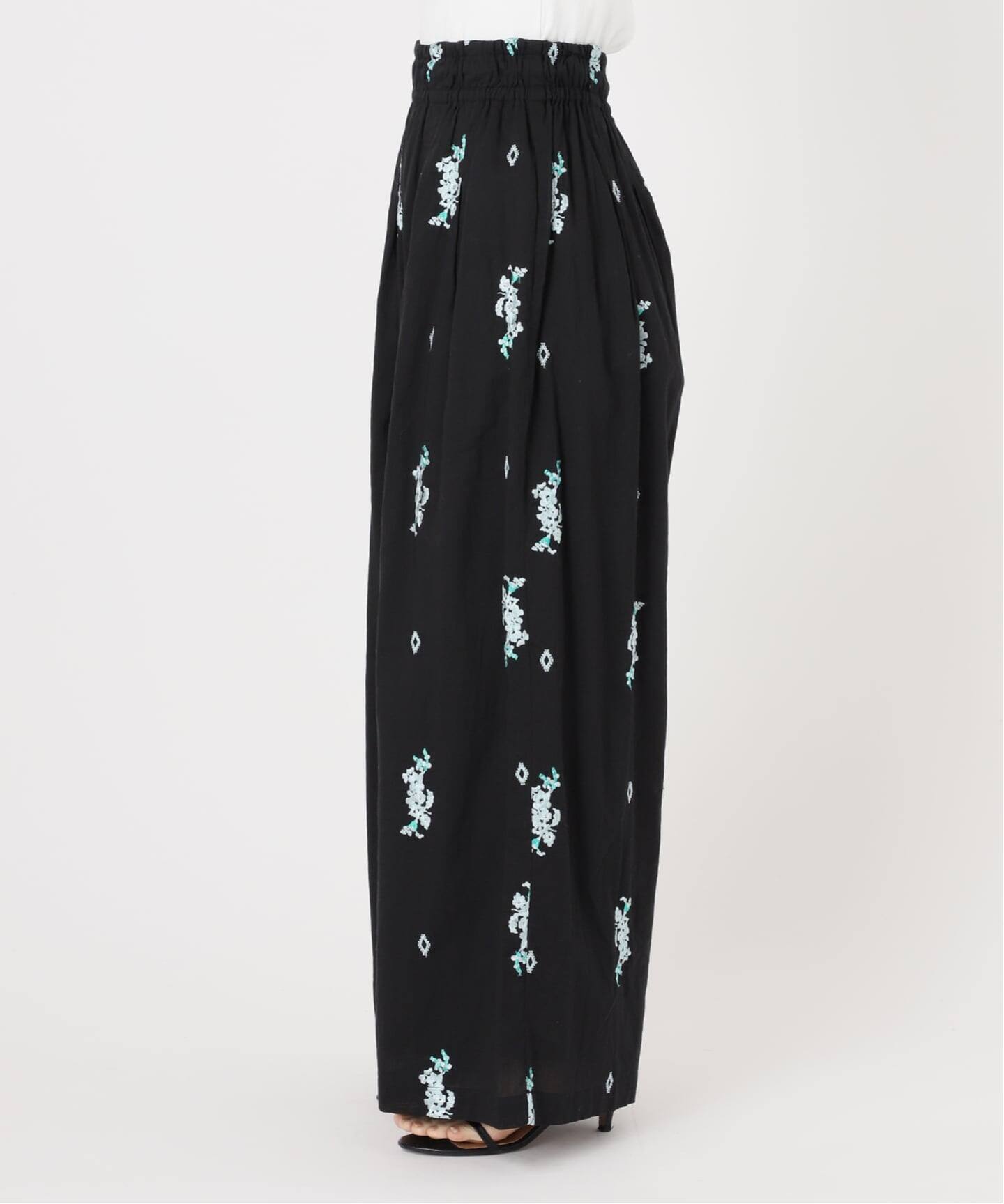 ne Quittez pas / ヌキテパ Cotton Voile Jasmine Embroidery Gath