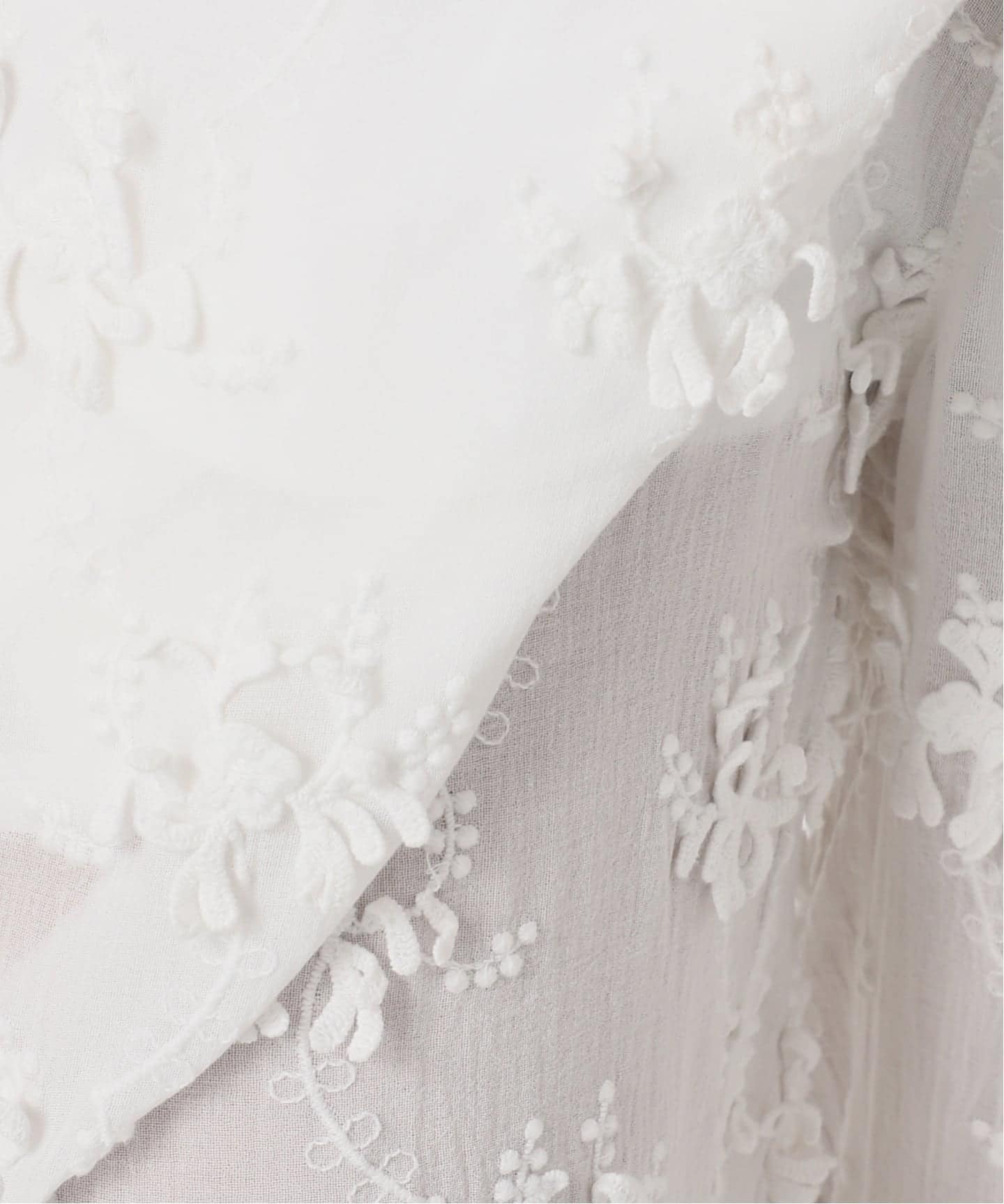 予約》crinkle crinkle crinkle sheer cotton 3D embroidery easy