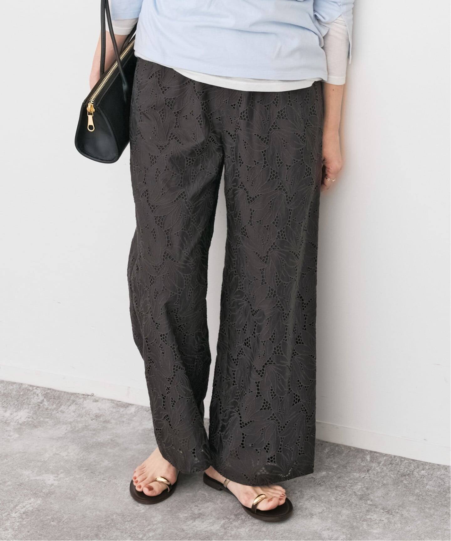 metoto　TICCA ティッカフラワーレースパンツ チャコールグレー TICCA / ティッカ フラワーレースパンツ（その他パンツ）｜Spick