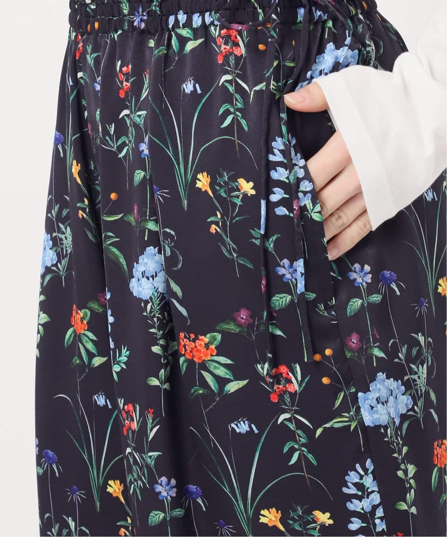 TICCA / ティッカ 別注フラワープリントパンツ*（その他パンツ