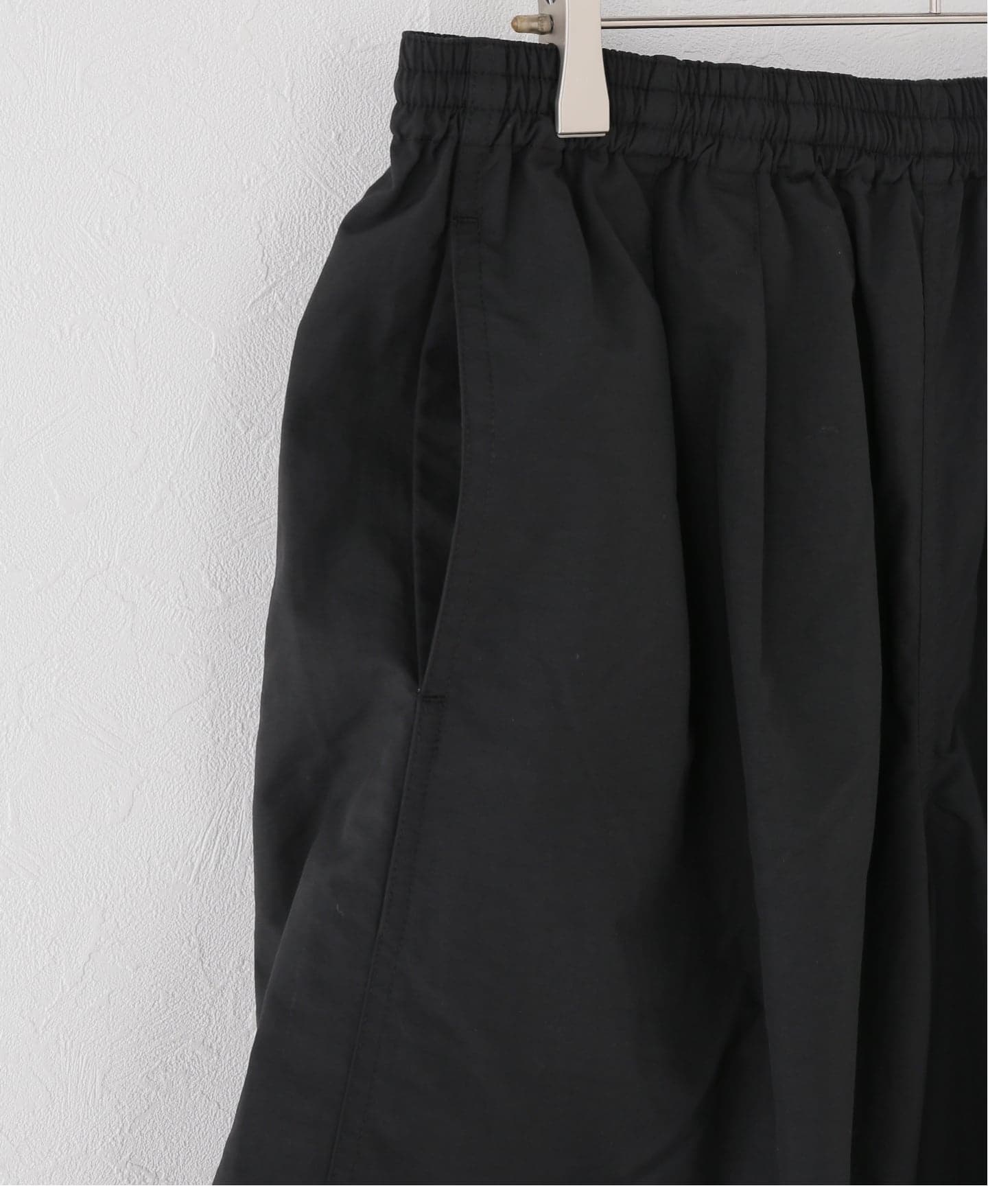 HOLIDAY SUPPLEX NYLON BIG SHORTS 黒 一部店舗+WEB限定》HOLIDAY/ホリデイ SUPPLEX NYLON BIG SHORTS