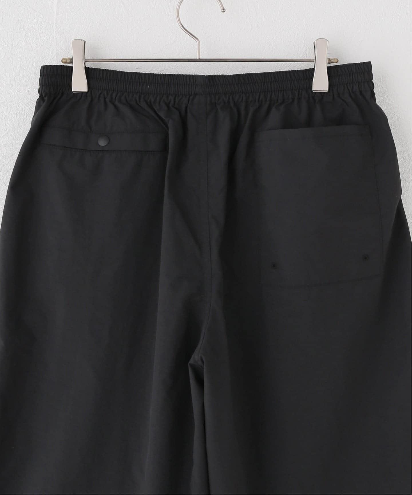 一部店舗+WEB限定》HOLIDAY/ホリデイ SUPPLEX NYLON BIG SHORTS
