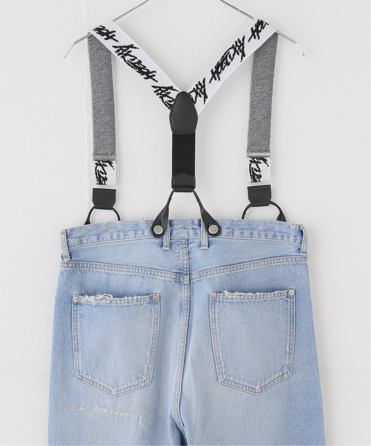 一部店舗+WEB限定》HOLIDAY/ホリデイ DAMAGE DENIM SUSPENDER PANTS