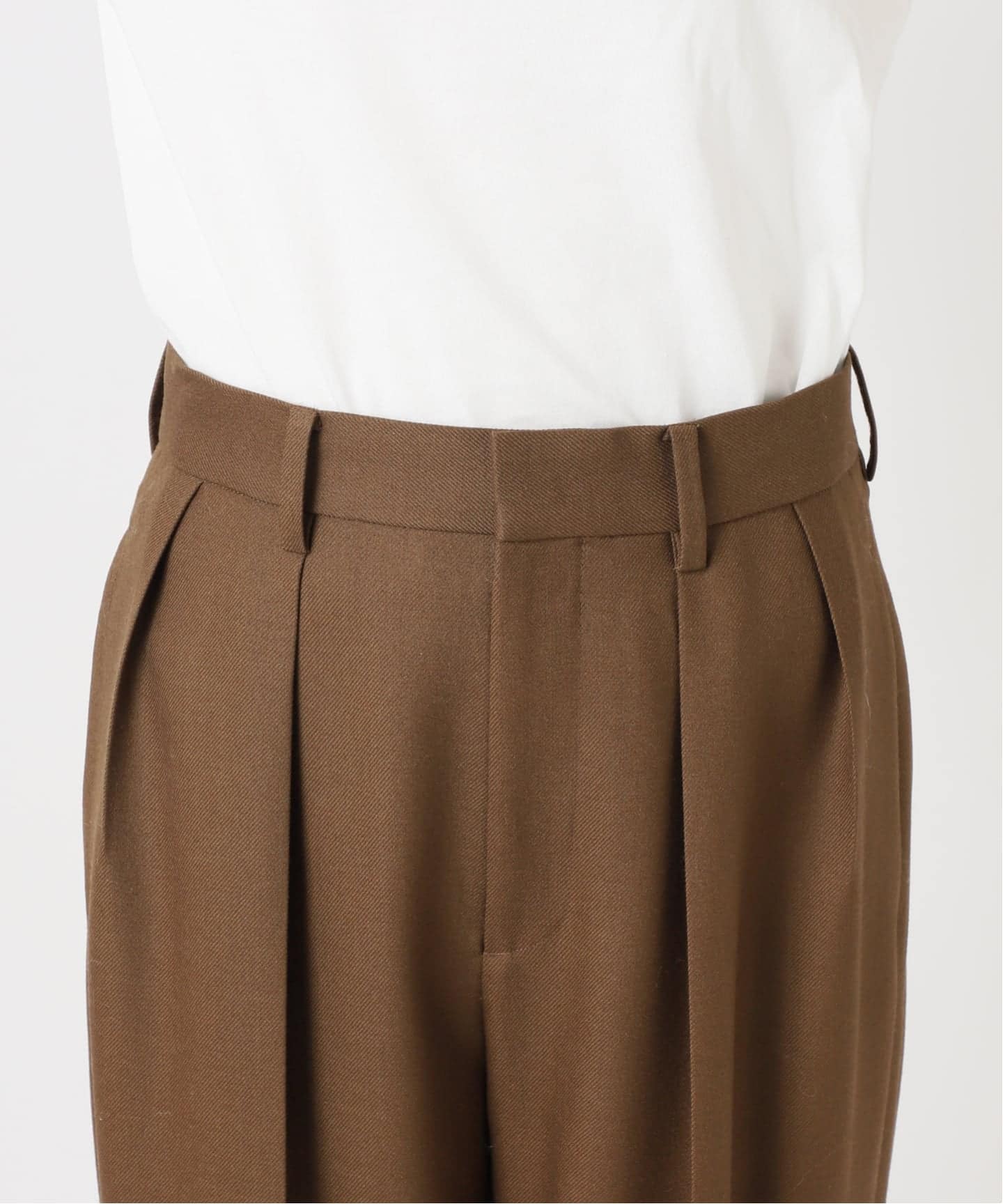 予約 / 一部店舗+WEB限定》Double-Pleated Trousers（スラックス