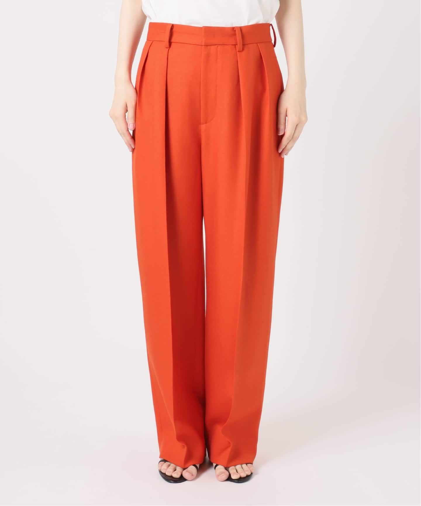 予約 / 一部店舗+WEB限定》Double-Pleated Trousers（スラックス