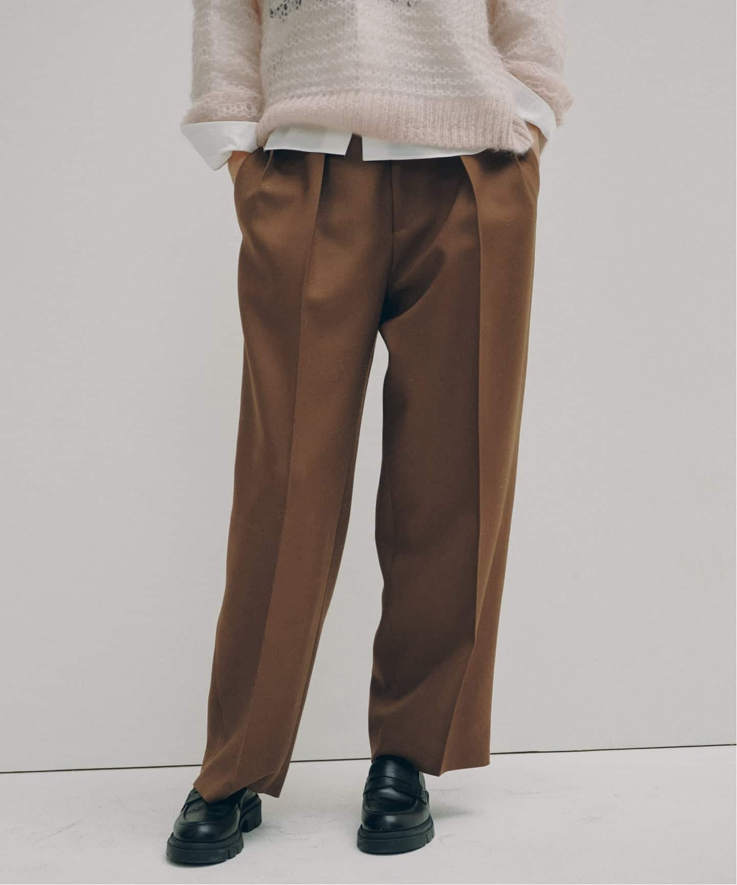予約 / 一部店舗+WEB限定》Double-Pleated Trousers（スラックス
