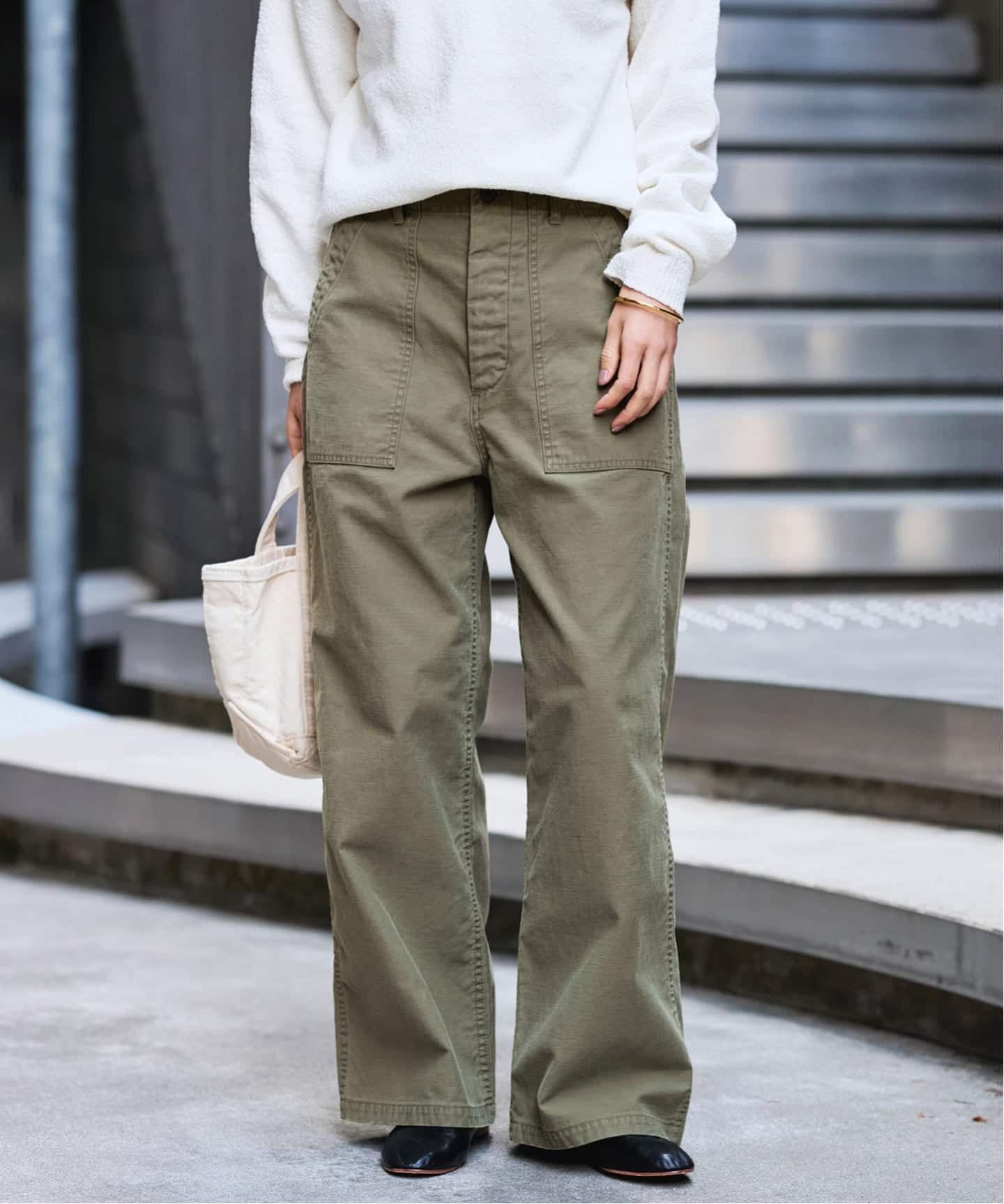 ライトミリタリースラブベイカーパンツ（カーゴパンツ）｜FRAMeWORK