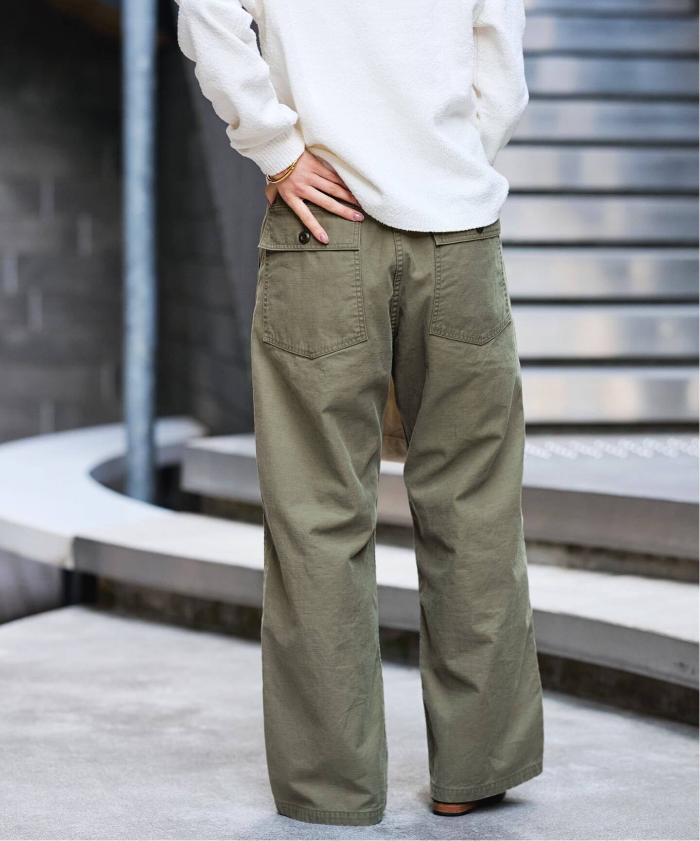 ライトミリタリースラブベイカーパンツ（カーゴパンツ）｜FRAMeWORK