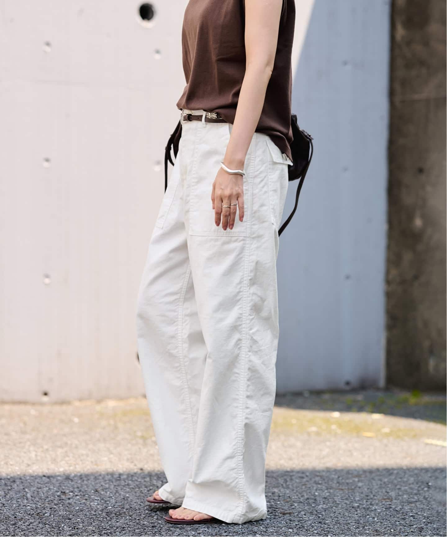 【未使用品】FRAMeWORK バックサテンベイカーパンツ 40 ≪予約≫ライトオンスバックサテンベイカーパンツ（カーゴパンツ