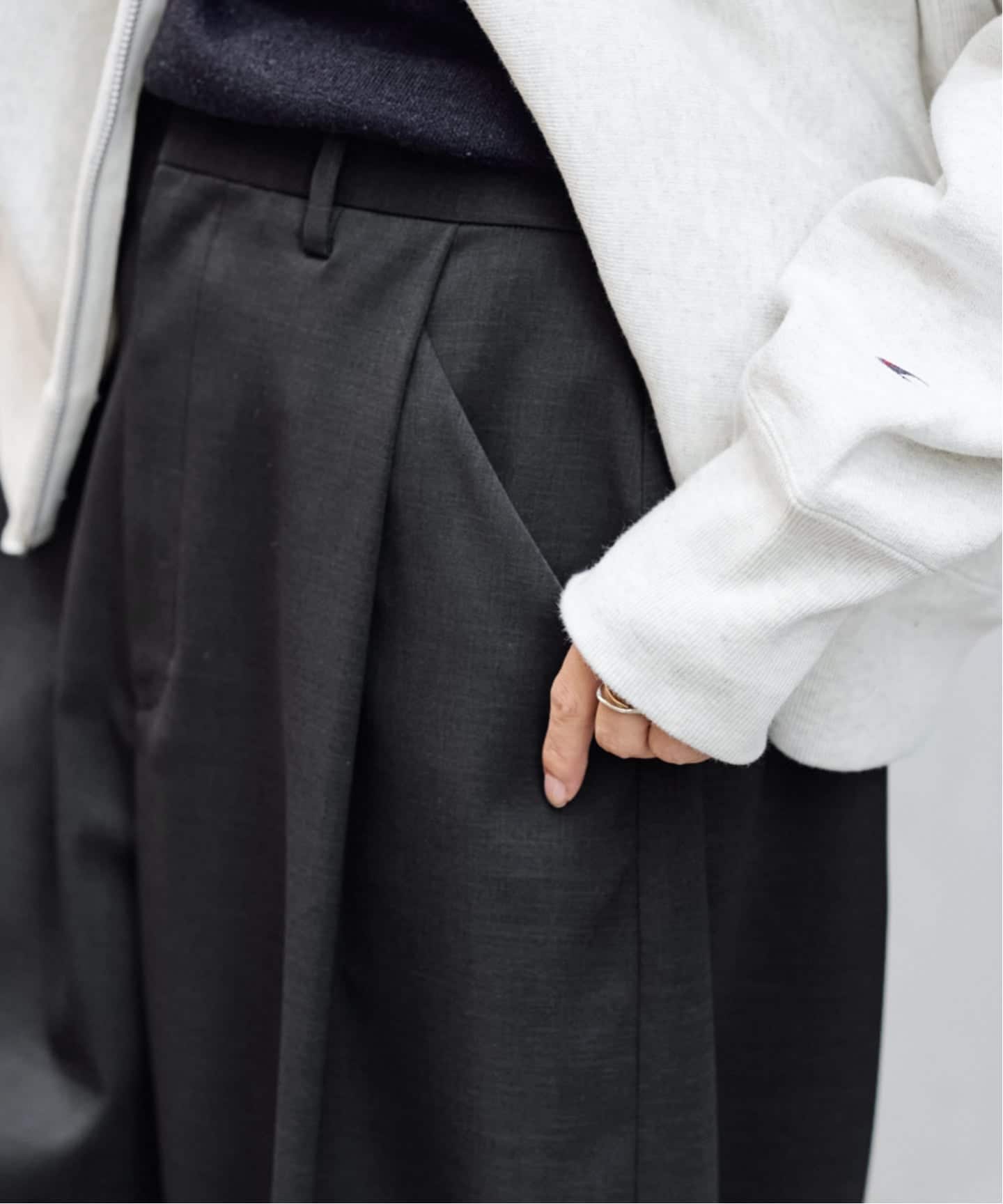 ≪追加予約≫タックカーブバックゴムパンツ（スラックス）｜FRAMeWORK