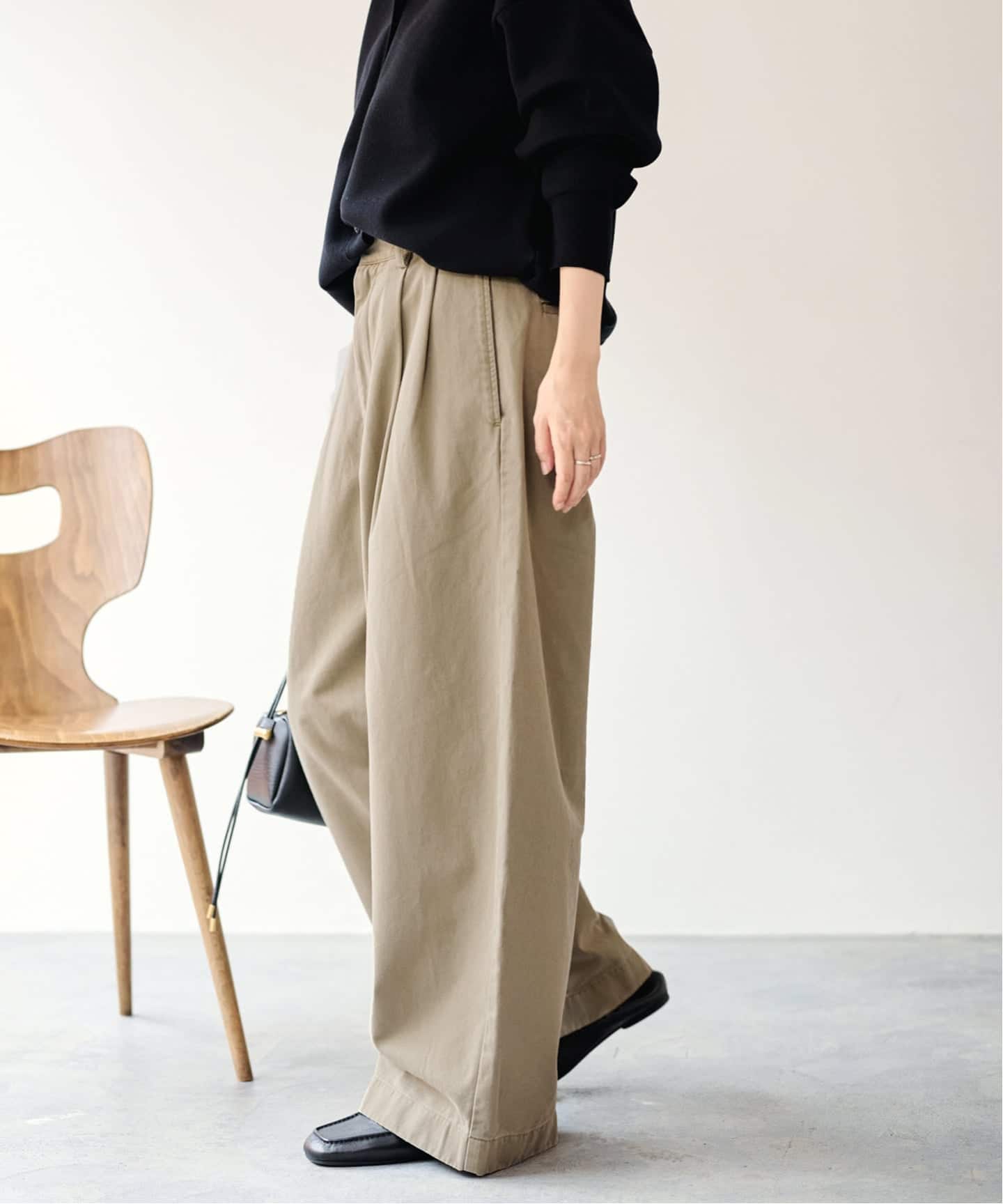 23ss FRAMeWORK CHINO PANTS ナチュラル 38 ≪予約≫SLOUCHY LIGHT CHINO パンツ（チノパンツ）｜FRAMeWORK