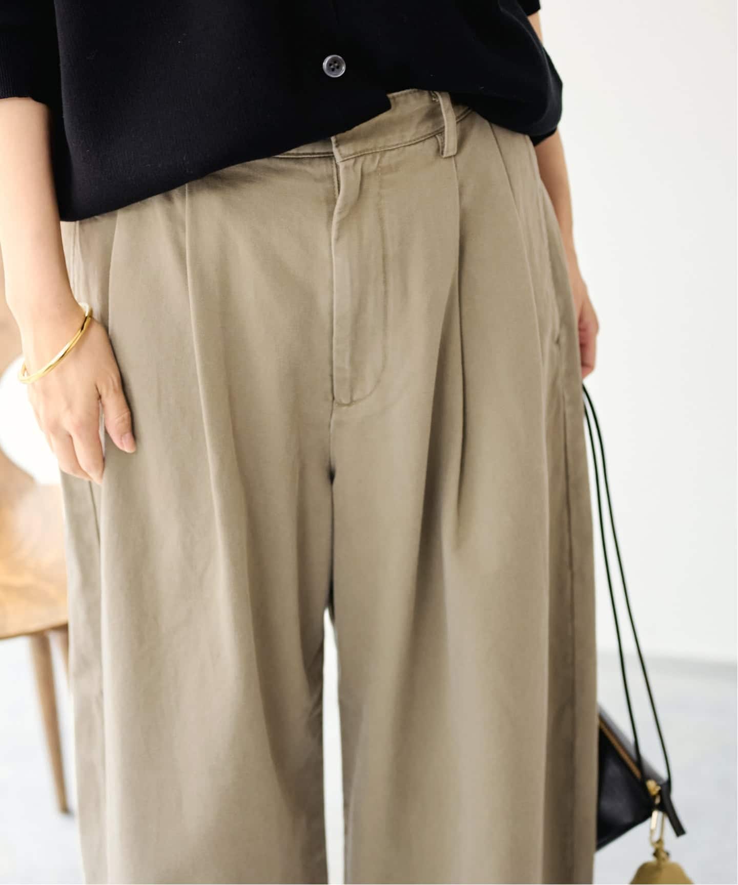 ≪予約≫SLOUCHY LIGHT CHINO パンツ（チノパンツ）｜FRAMeWORK