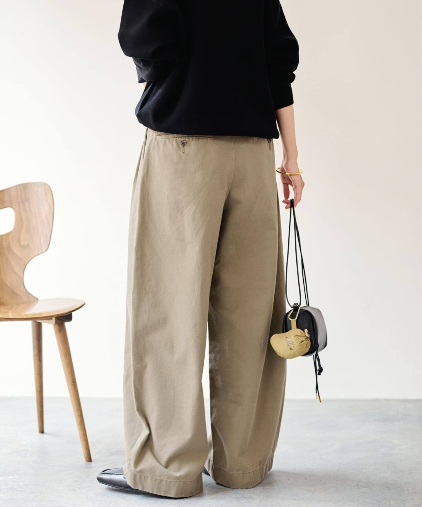 ≪予約≫SLOUCHY LIGHT CHINO パンツ（チノパンツ）｜FRAMeWORK