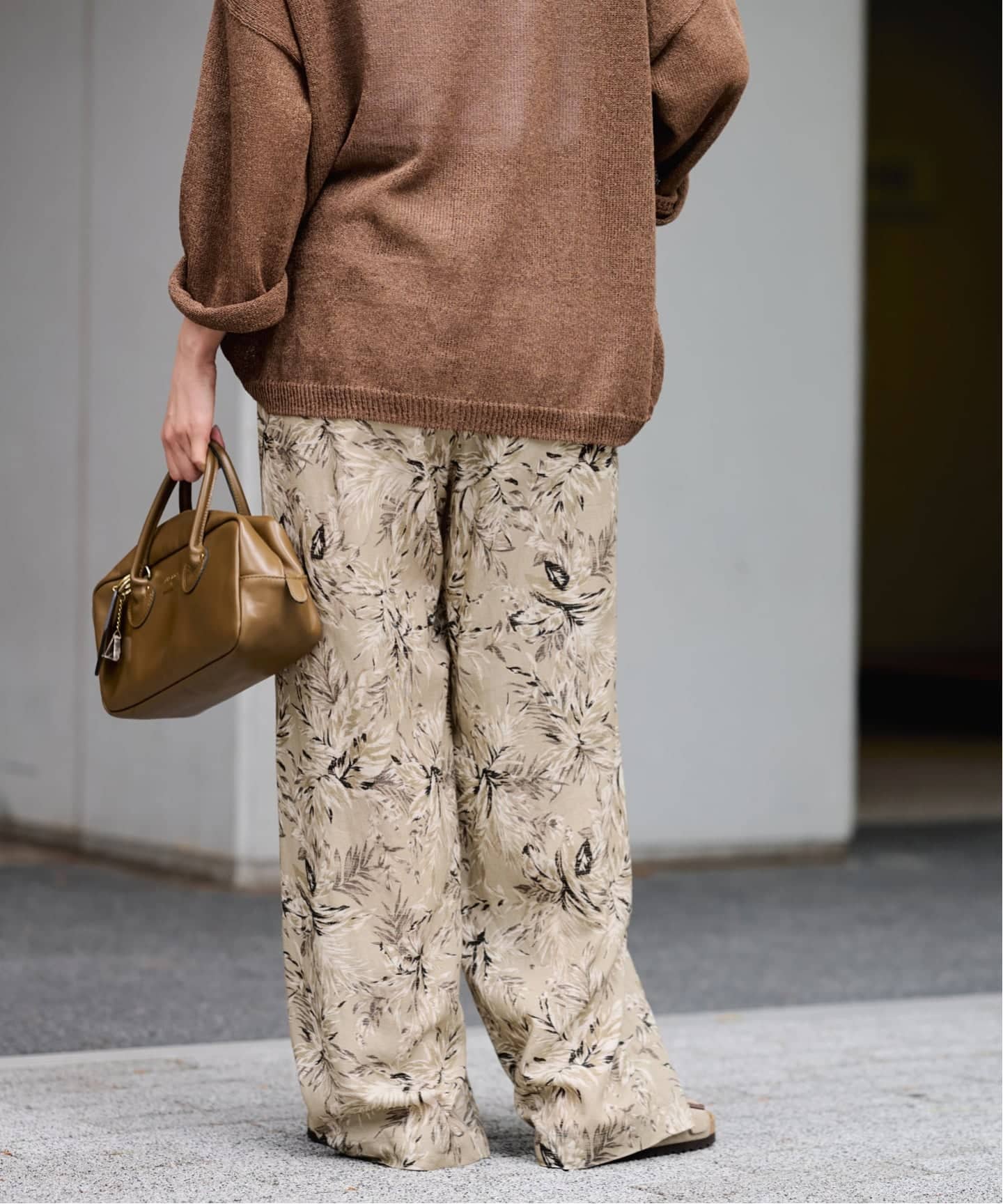 ≪追加予約≫リーフプリントタックパンツ 2（その他パンツ