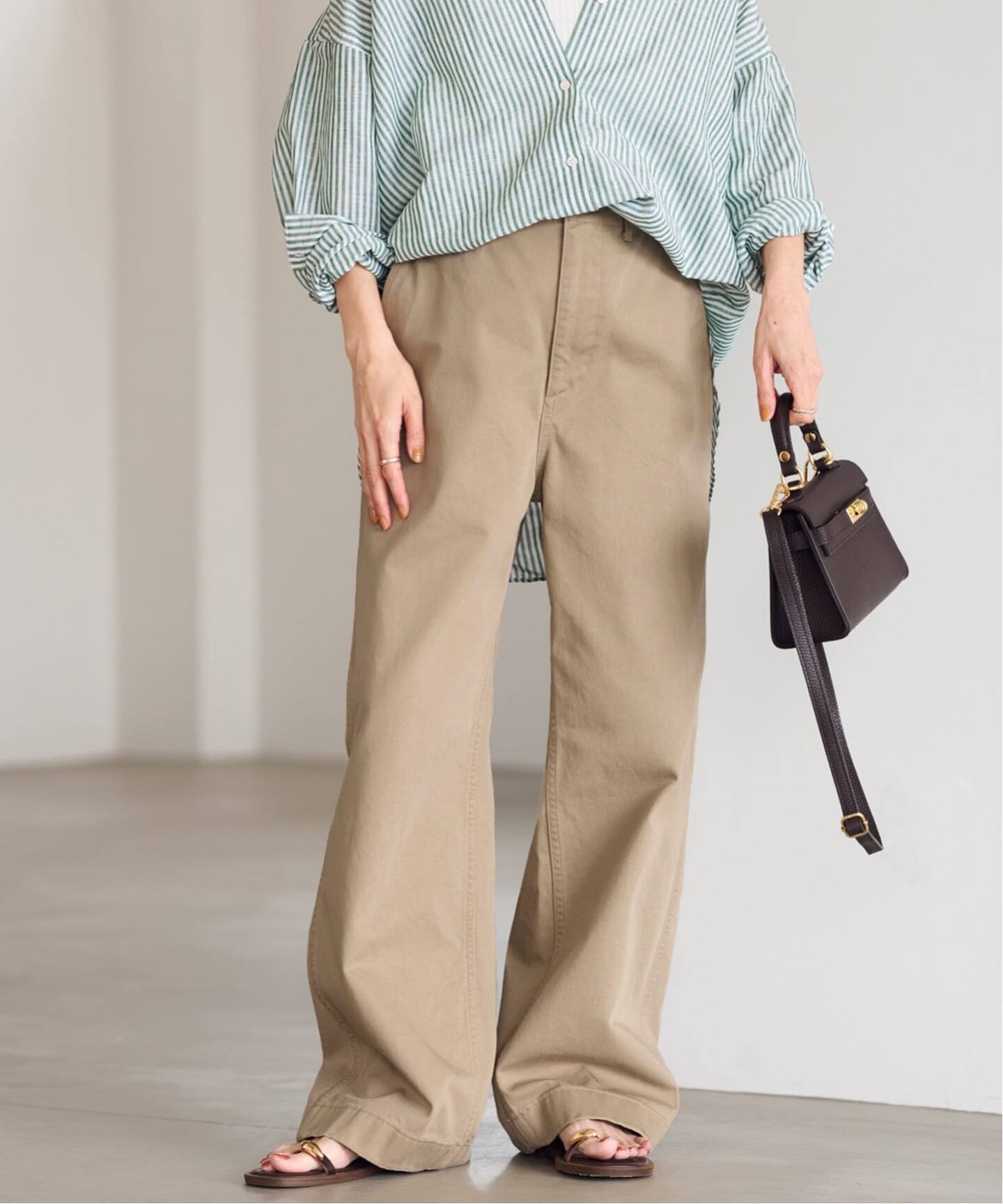 値下げ中RAMeWORK OVER SIZED CHINO パンツ　36 美品 ≪追加≫OVER SIZED CHINO パンツ（チノパンツ）｜FRAMeWORK（フレーム