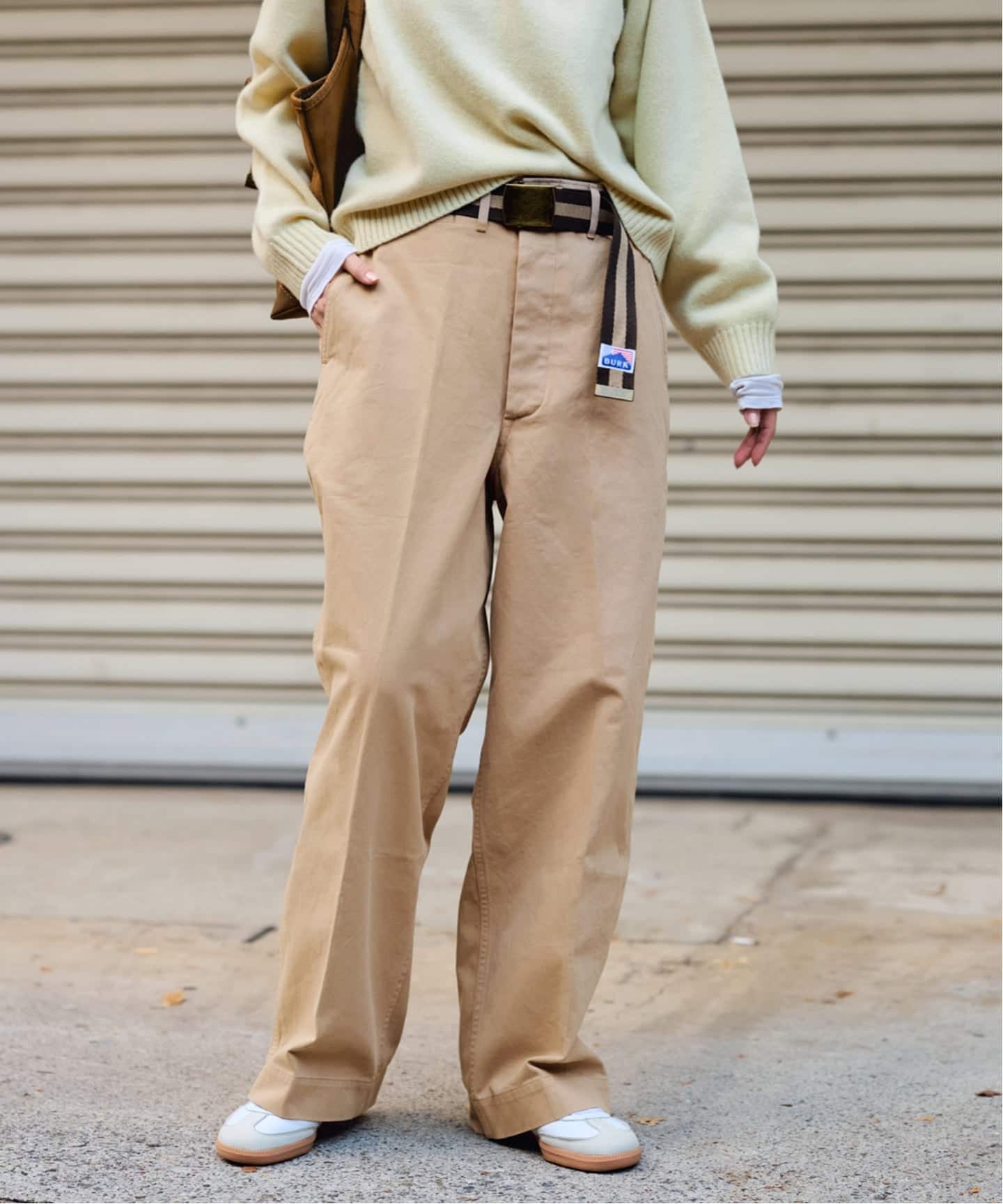 ≪予約≫BURK 別注 ガチャベルト付きチノパン（チノパンツ