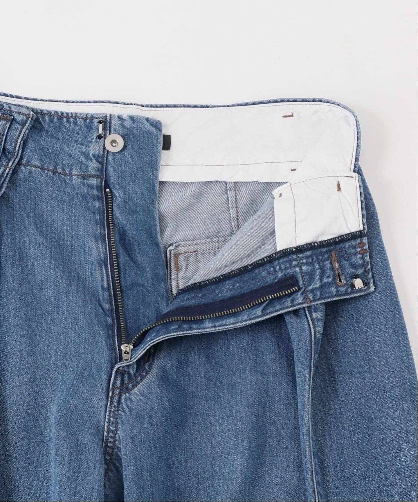 ハグオーワー デニム パンツ 26 26SS先行予約・追加》スージングデニムフォルムタックパンツ（デニム