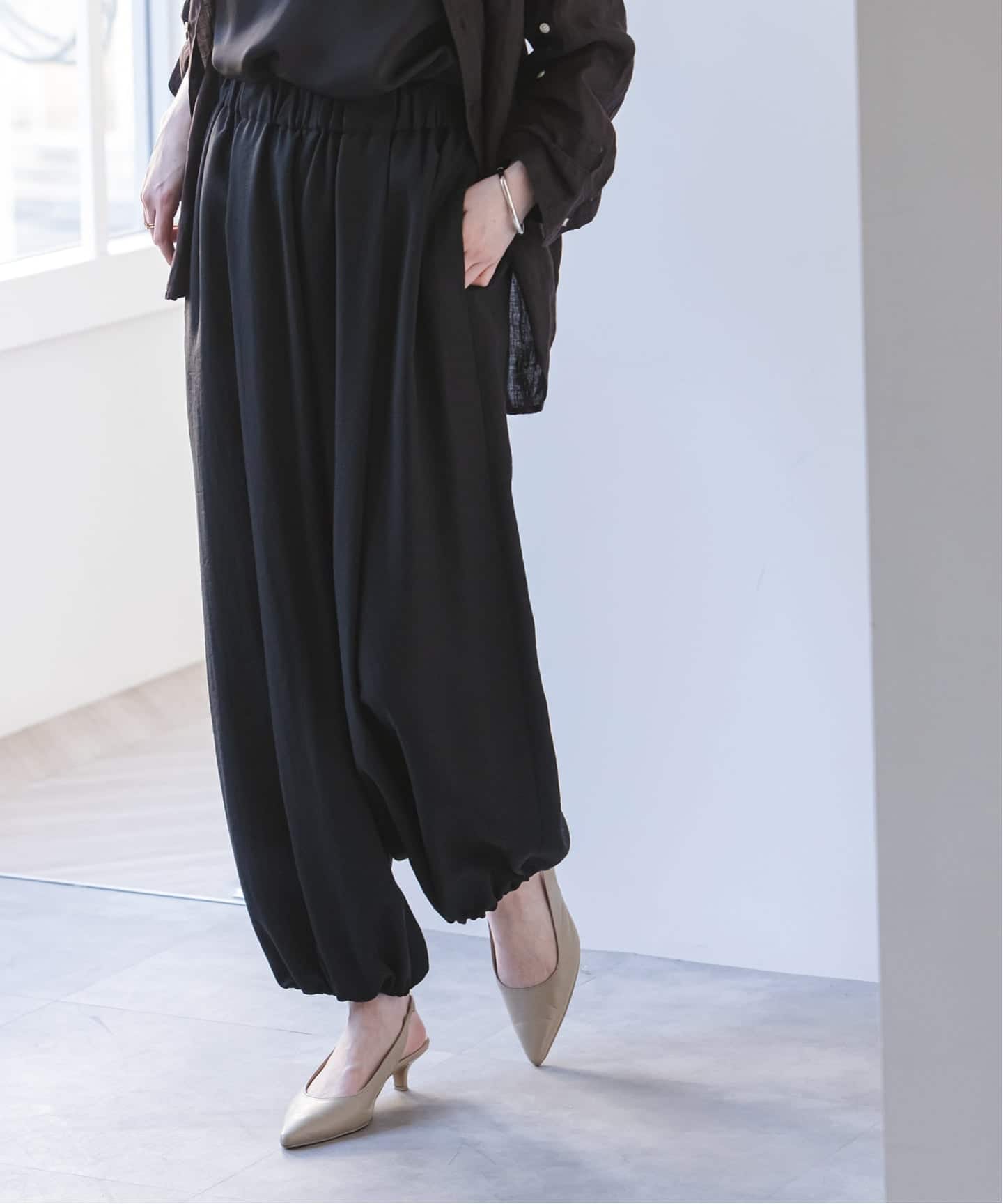 Noble　ノーブル　エアリーギャザー　バレルパンツ エアリーギャザーバレルパンツ（その他パンツ）｜NOBLE（ノーブル）の