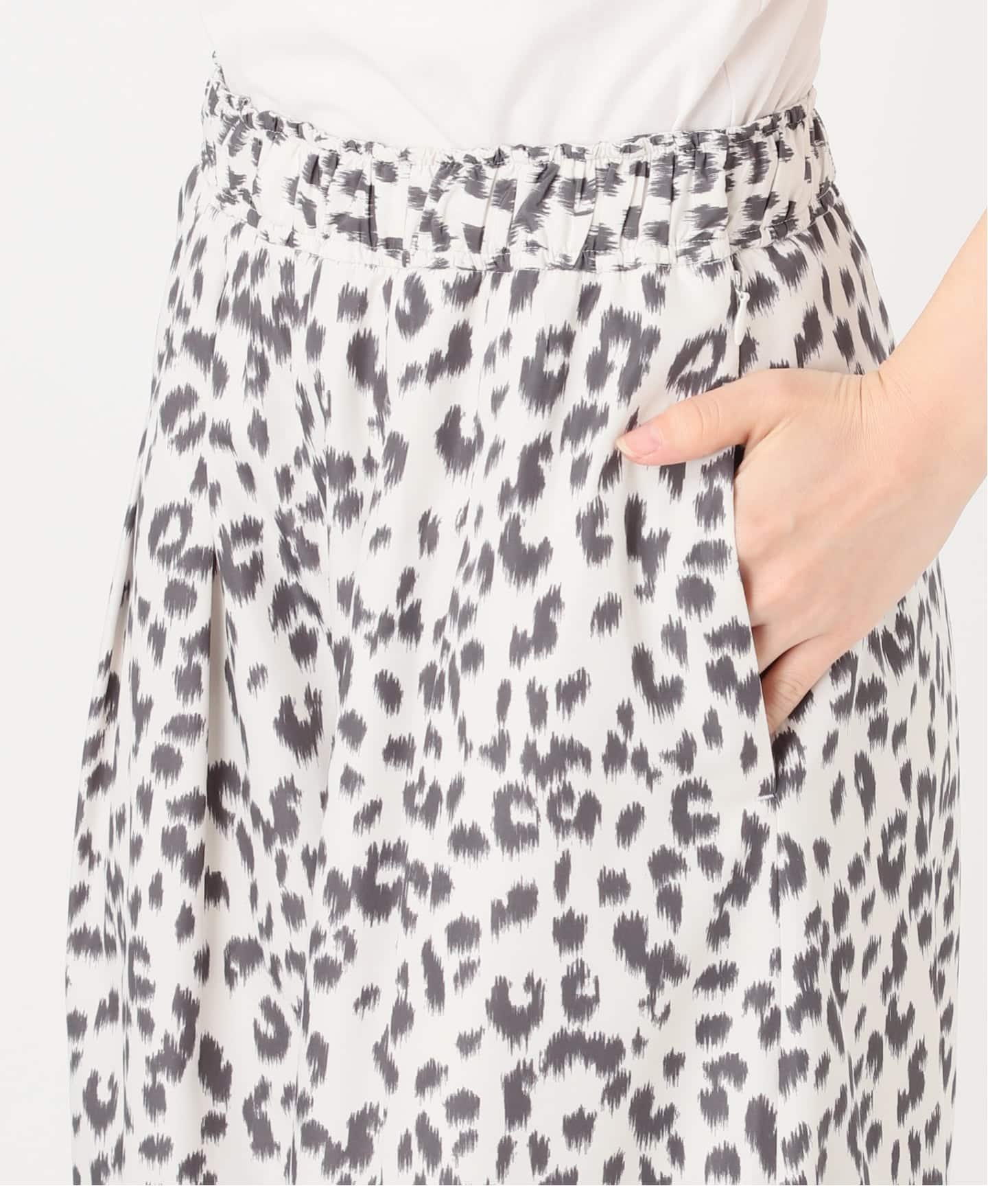 レオパードプリントタックワイドパンツ（その他パンツ）｜NOBLE