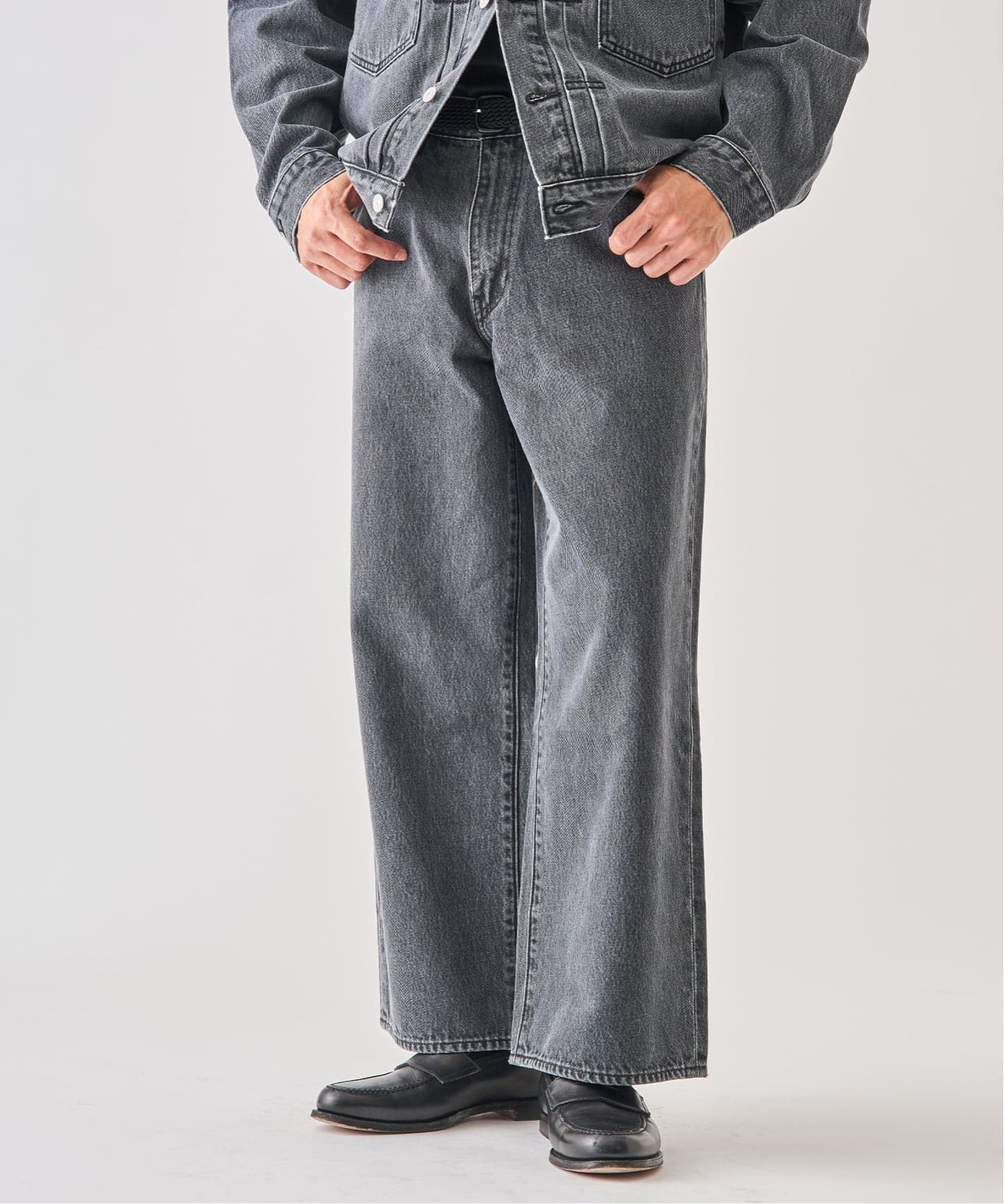 Levi's(リーバイス) 別注 Baggy Wide Leg デニムパンツ ASH BLACK（L28