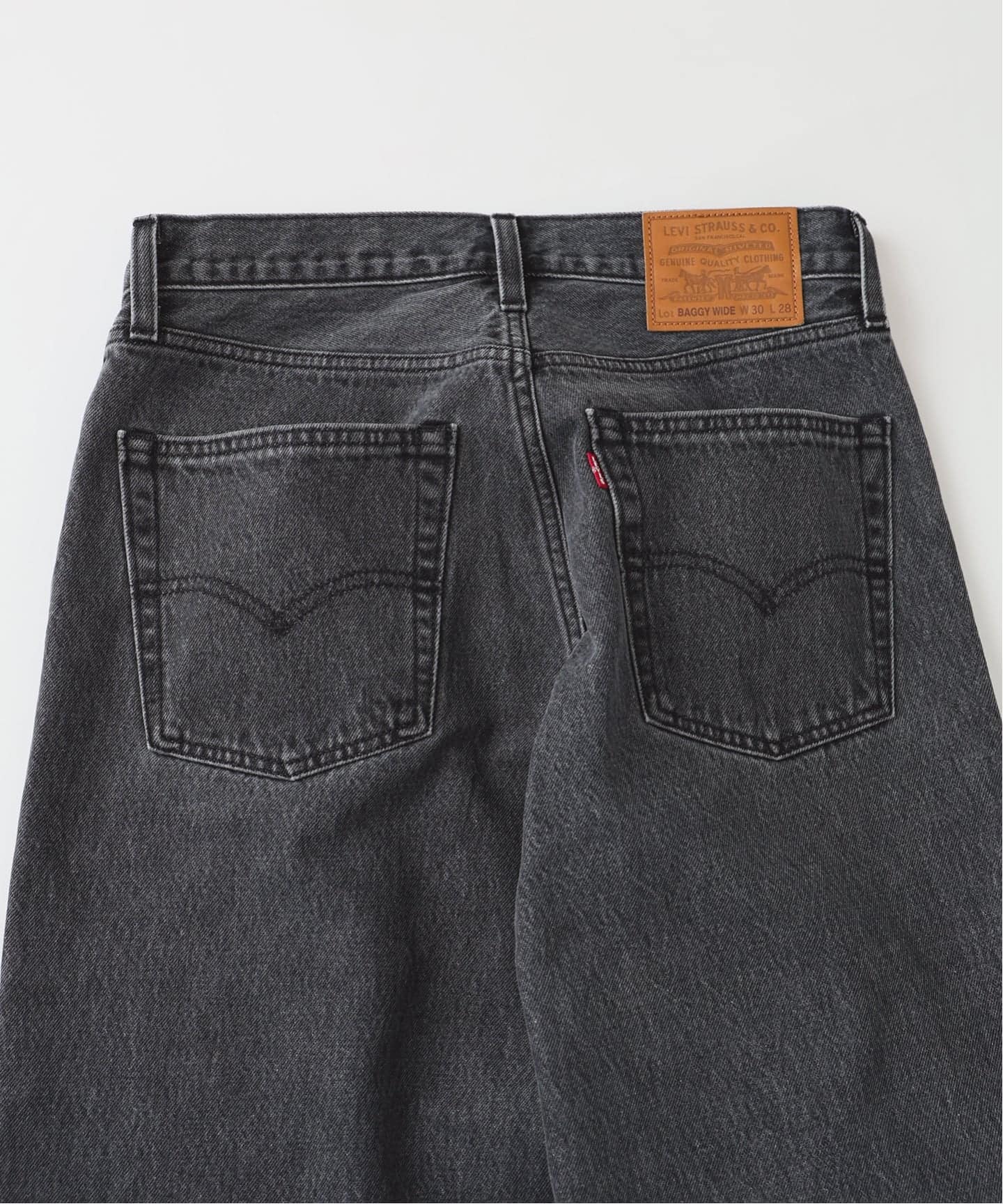 Levi's(リーバイス) 別注 Baggy Wide Leg デニムパンツ ASH BLACK（L28