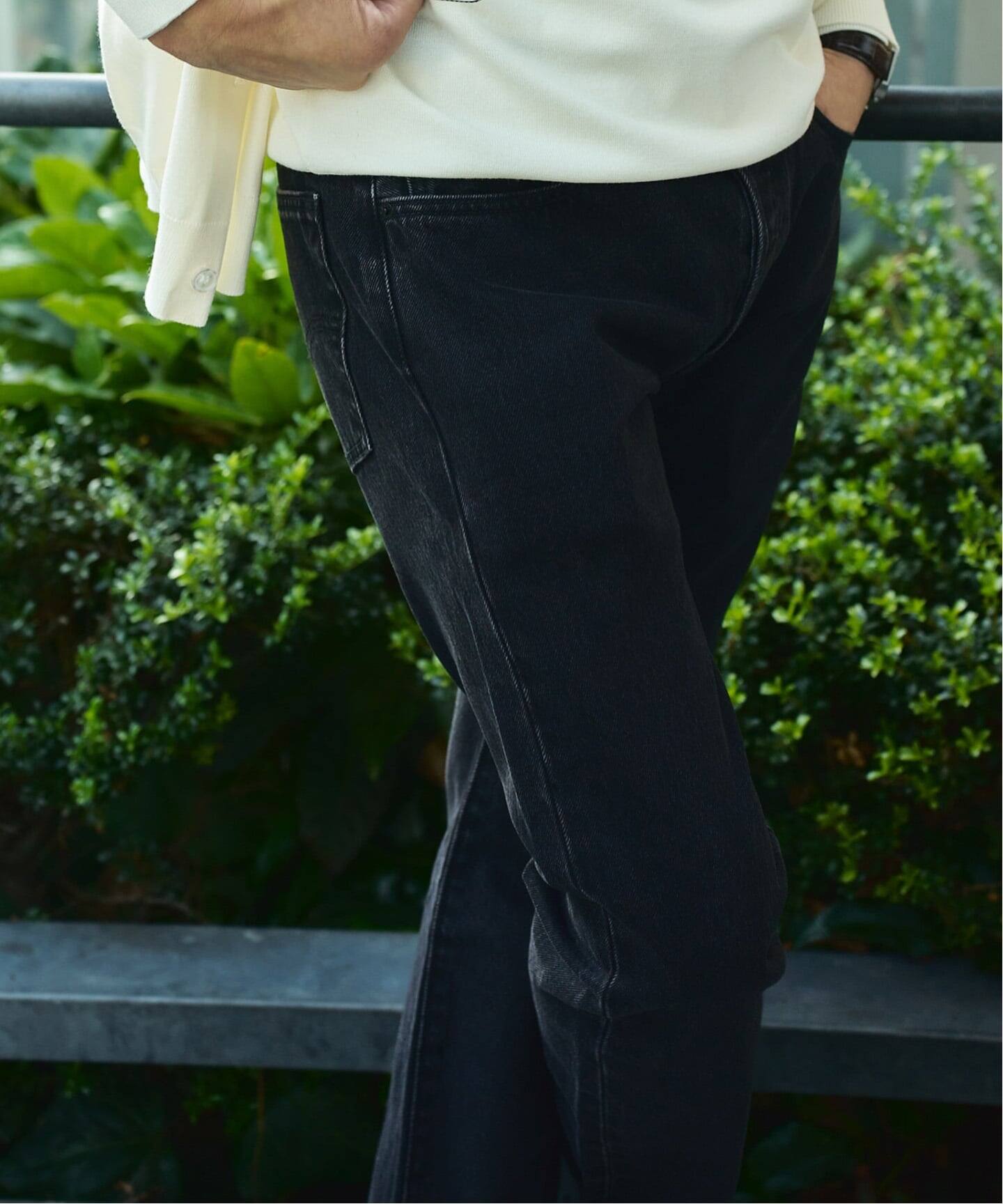 予約》LEVI
