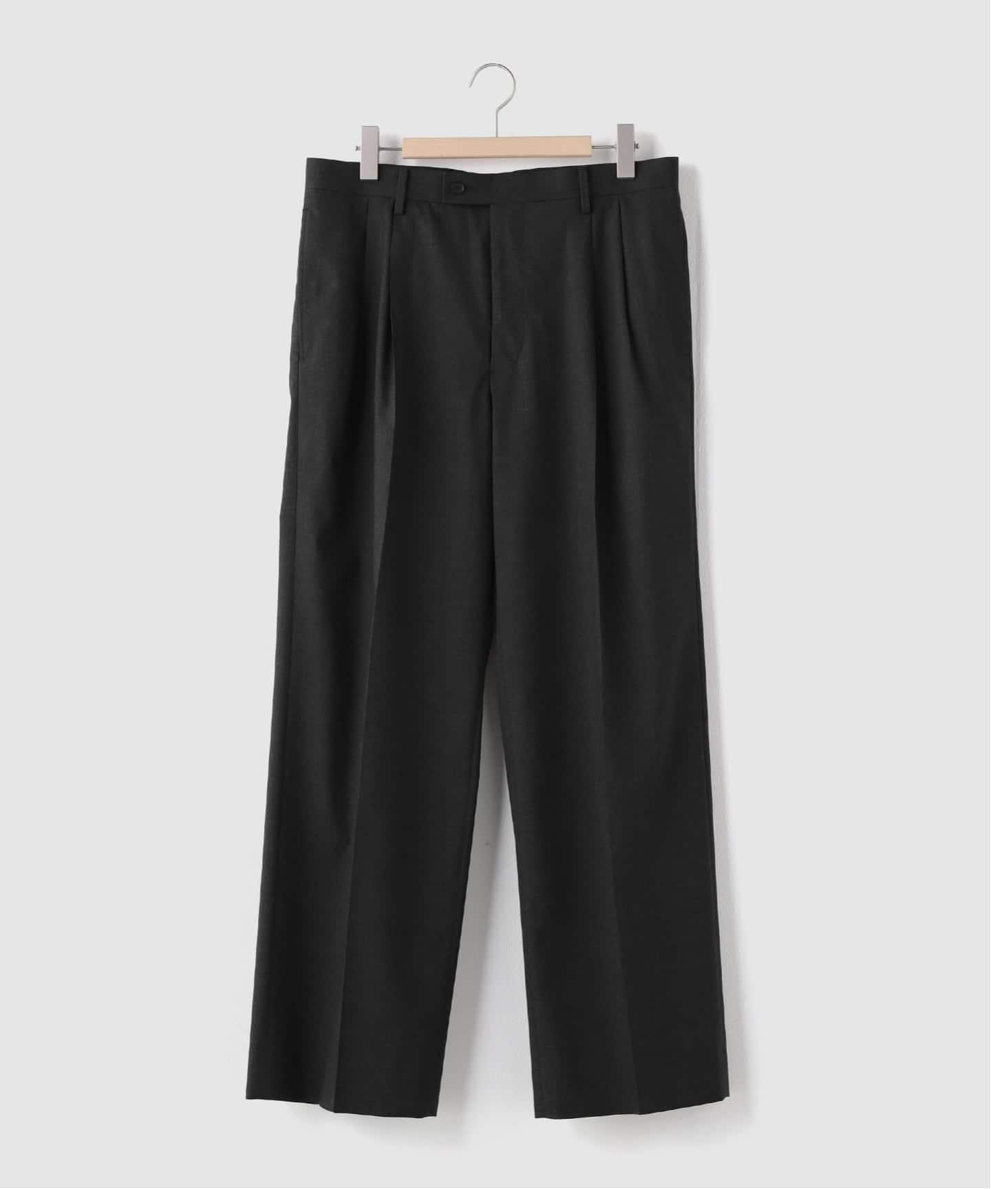 AURALEE (オーラリー) ULTRA FINE TROPICAL WOOL TWO-TUC（スラックス