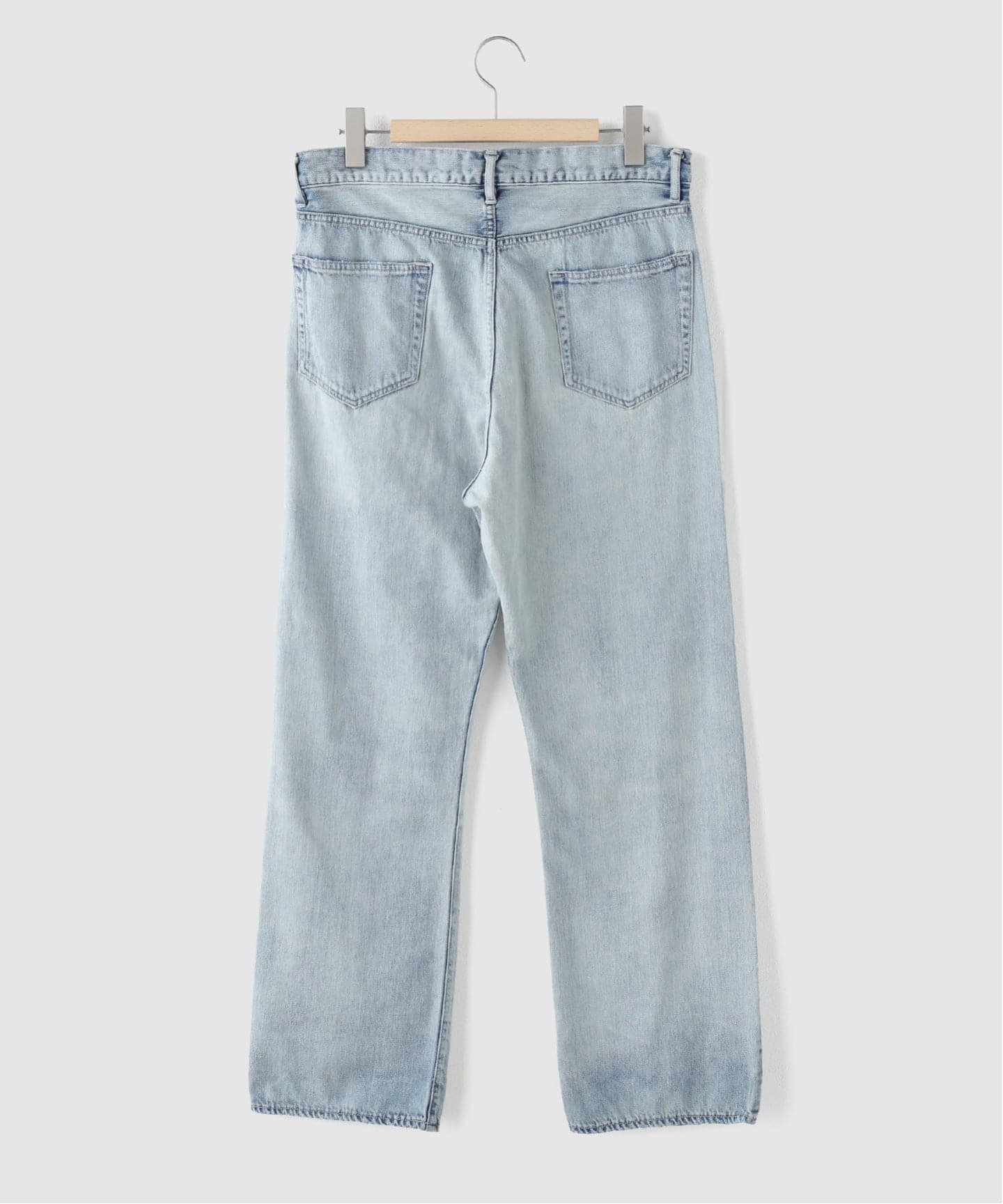 AURALEE (オーラリー) FADED SELVEDGE LIGHT DENIM PANT（デニムパンツ