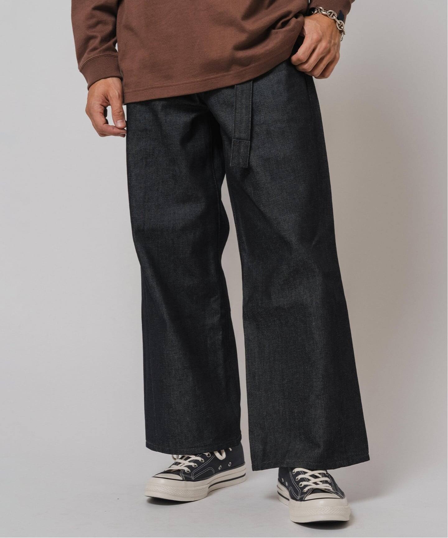 予約》LEVI'S(R)/リーバイス(R) 別注 TWISTED BELTED デニムパンツ