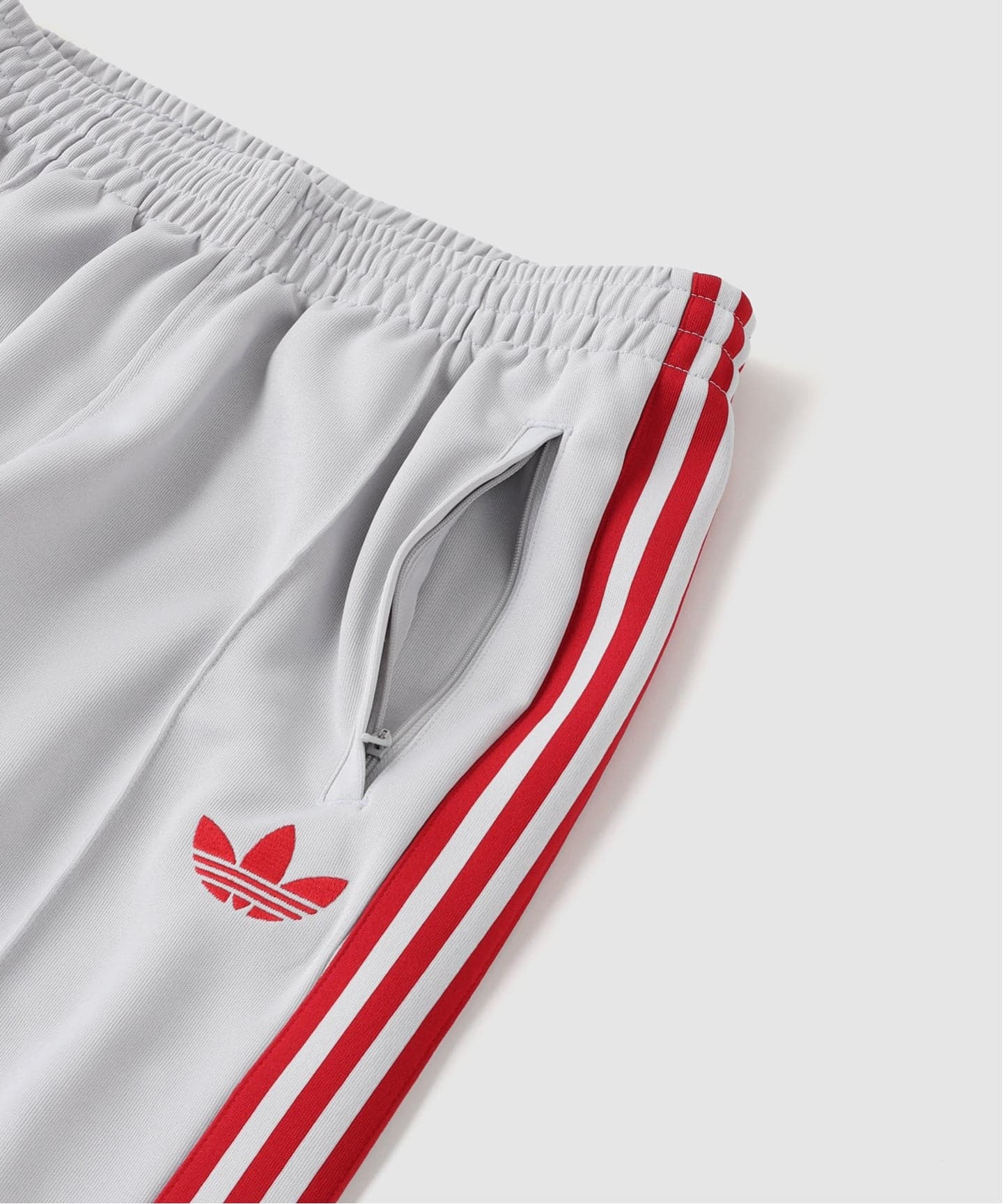 adidas / アディダス】LFC FBLI リヴァプールFC オリジナルス PT