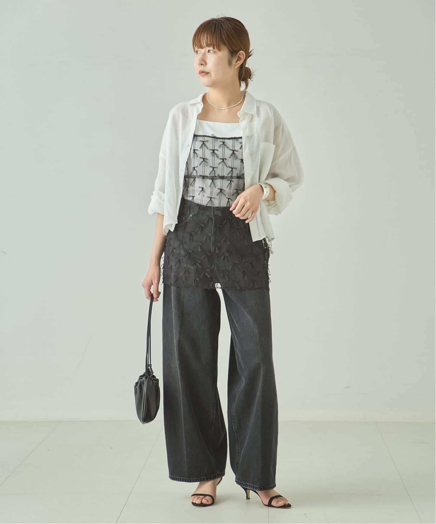 パンツ HAIKURE BETHANY MID BLACK asian fit 23 HAIKURE/ハイクル】BETHEANY ASIAN FIT MID BLACK デニムパンツ